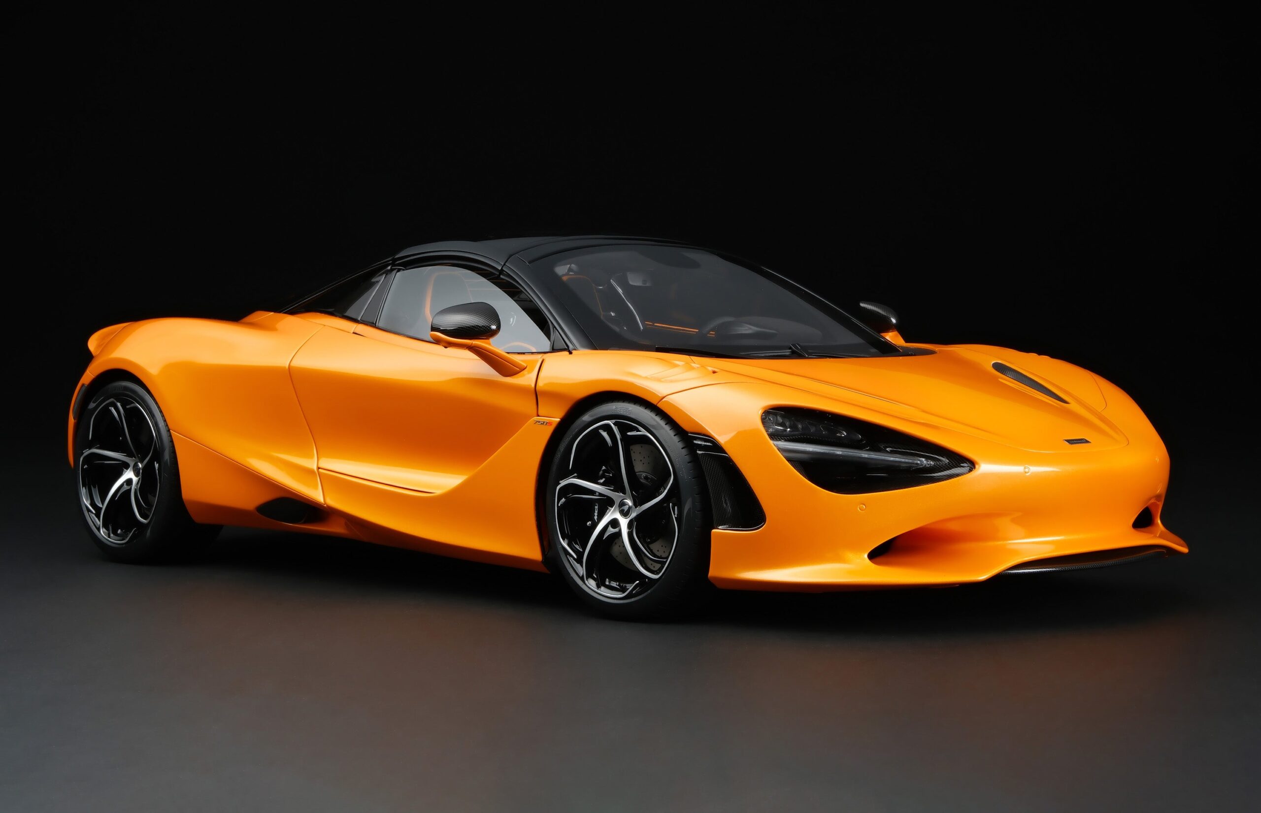 Amalgam McLaren 750S Spider (2023) - Naranja Papaya | 1:8