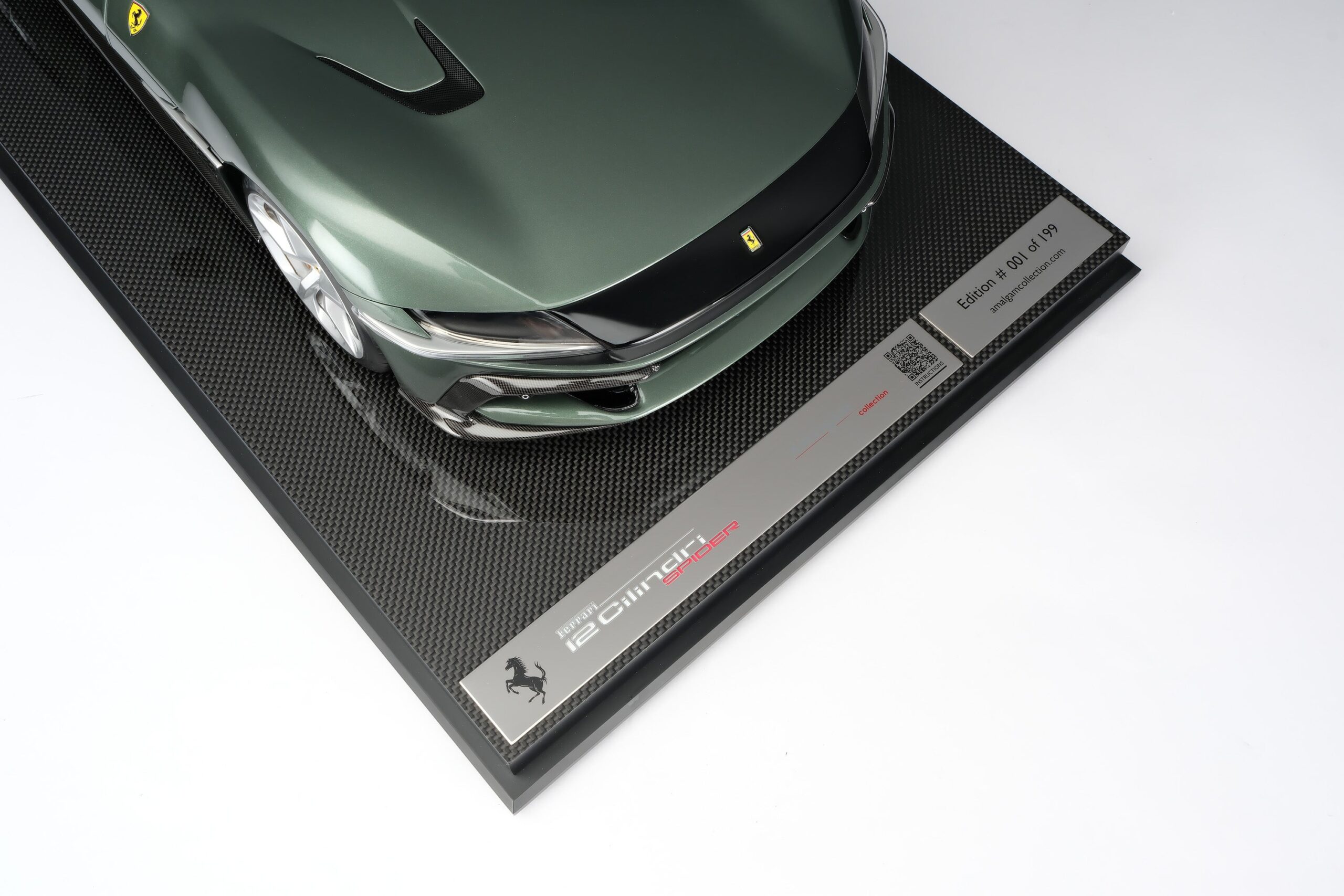 Amalgam Ferrari 12Cilindri Spider (2024) - Toskana-Grün | 1:8 - 画像21