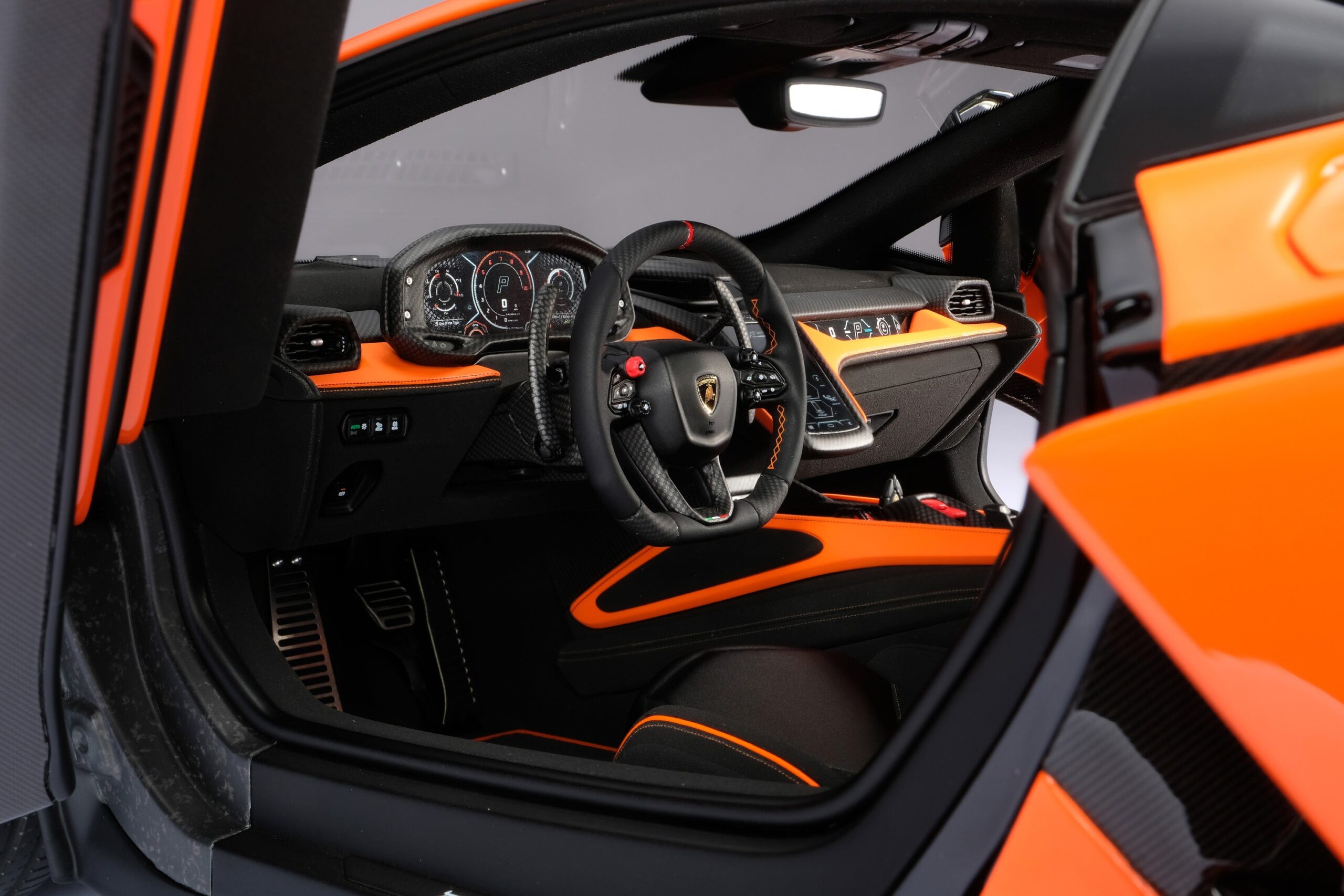 Amalgam Lamborghini Revuelto (2023) - Orange | 1:8 - 画像16