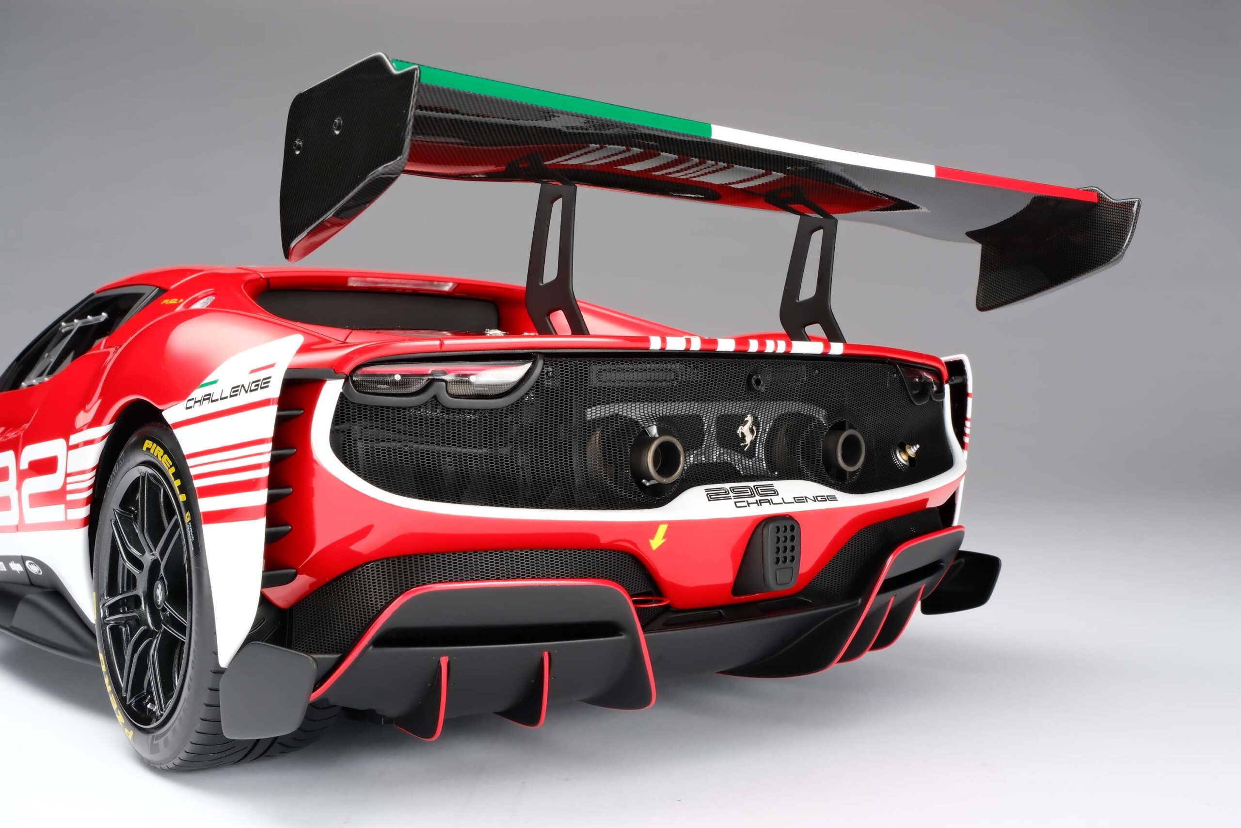 Amalgam Ferrari 296 Challenge (2023) | 1:8 - 画像16