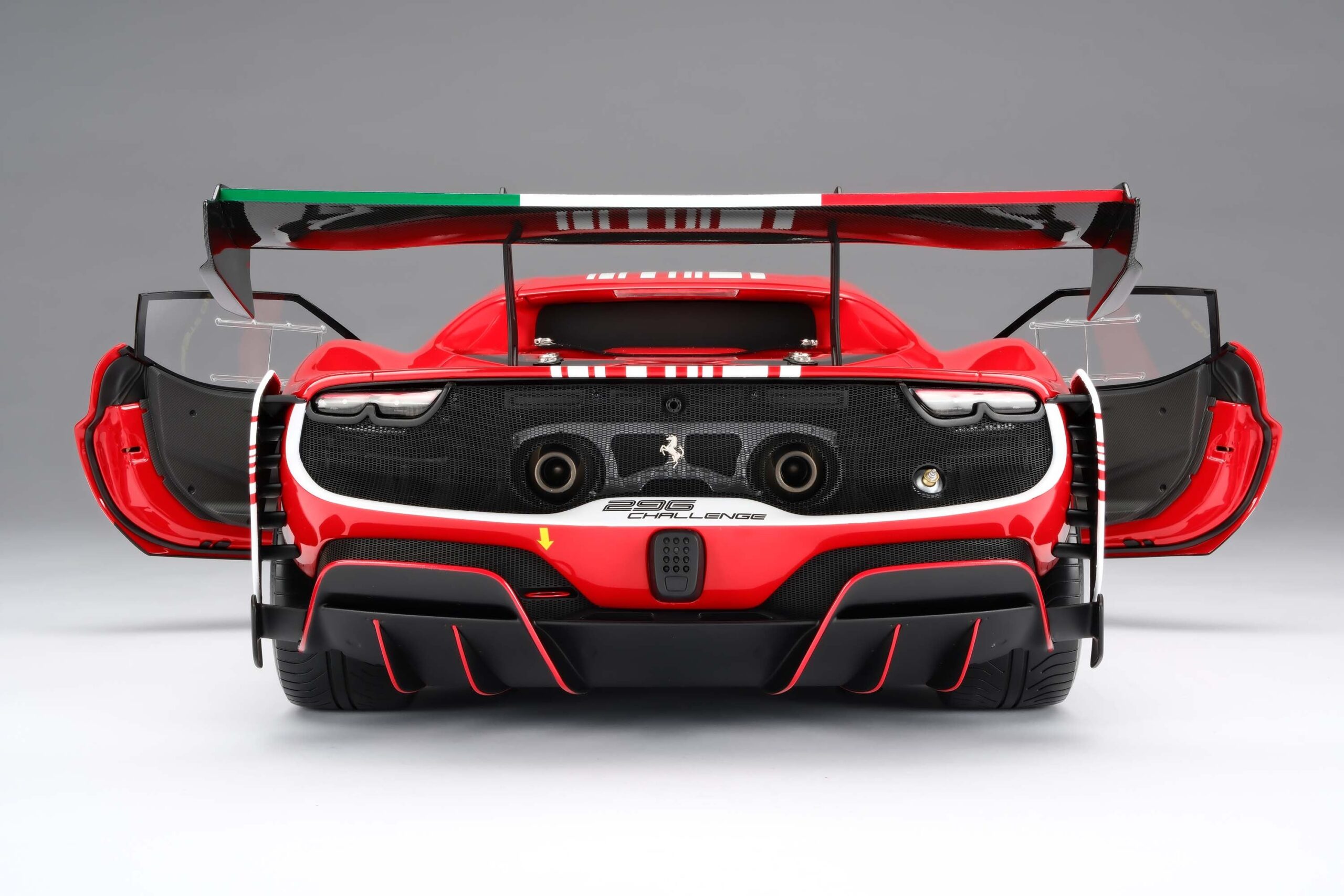 Amalgam Ferrari 296 Challenge (2023) | 1:8 - 画像30