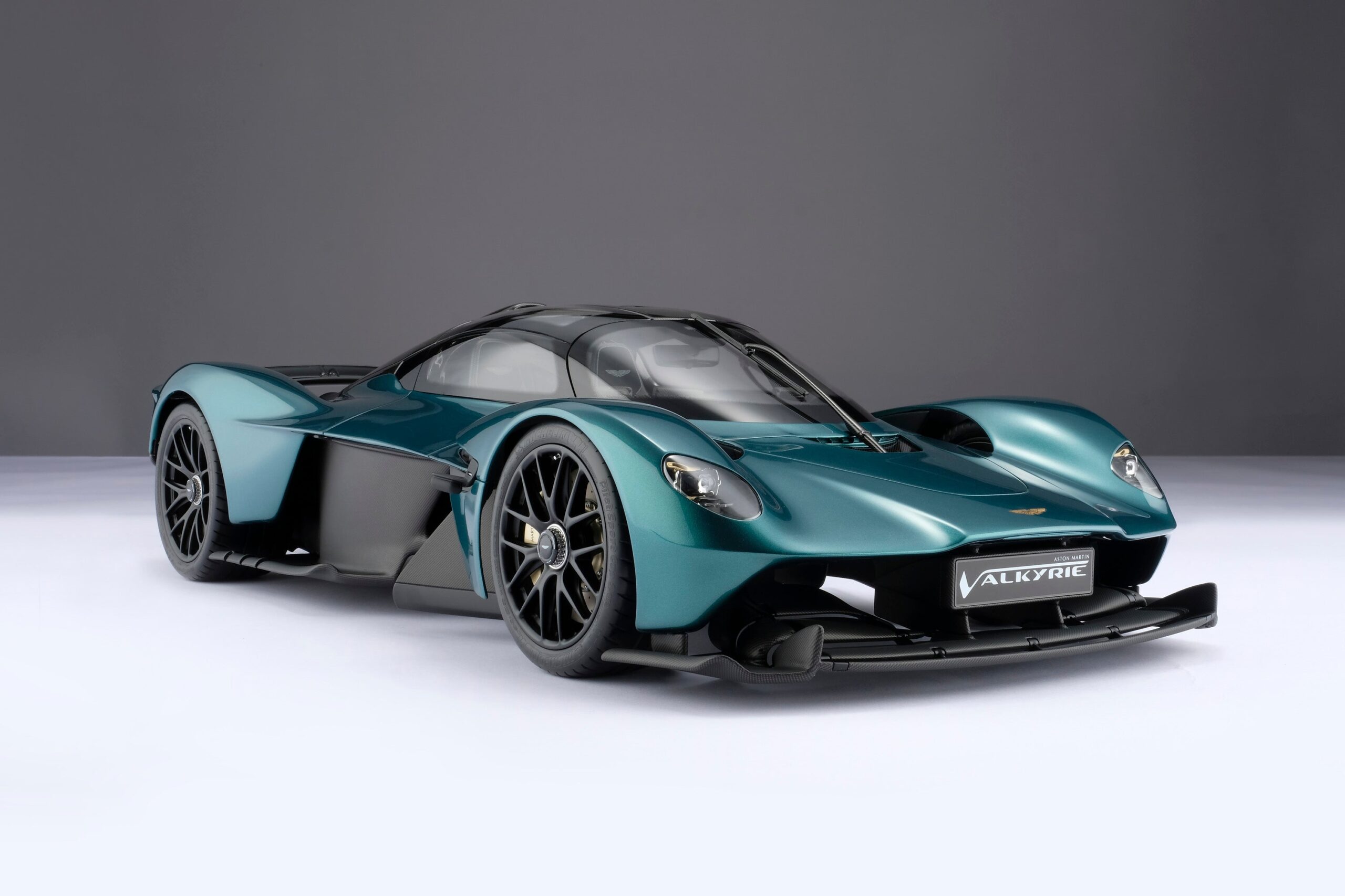 Amalgam Aston Martin Valkyrie Spider (2023) | 1:8 - الصورة 6