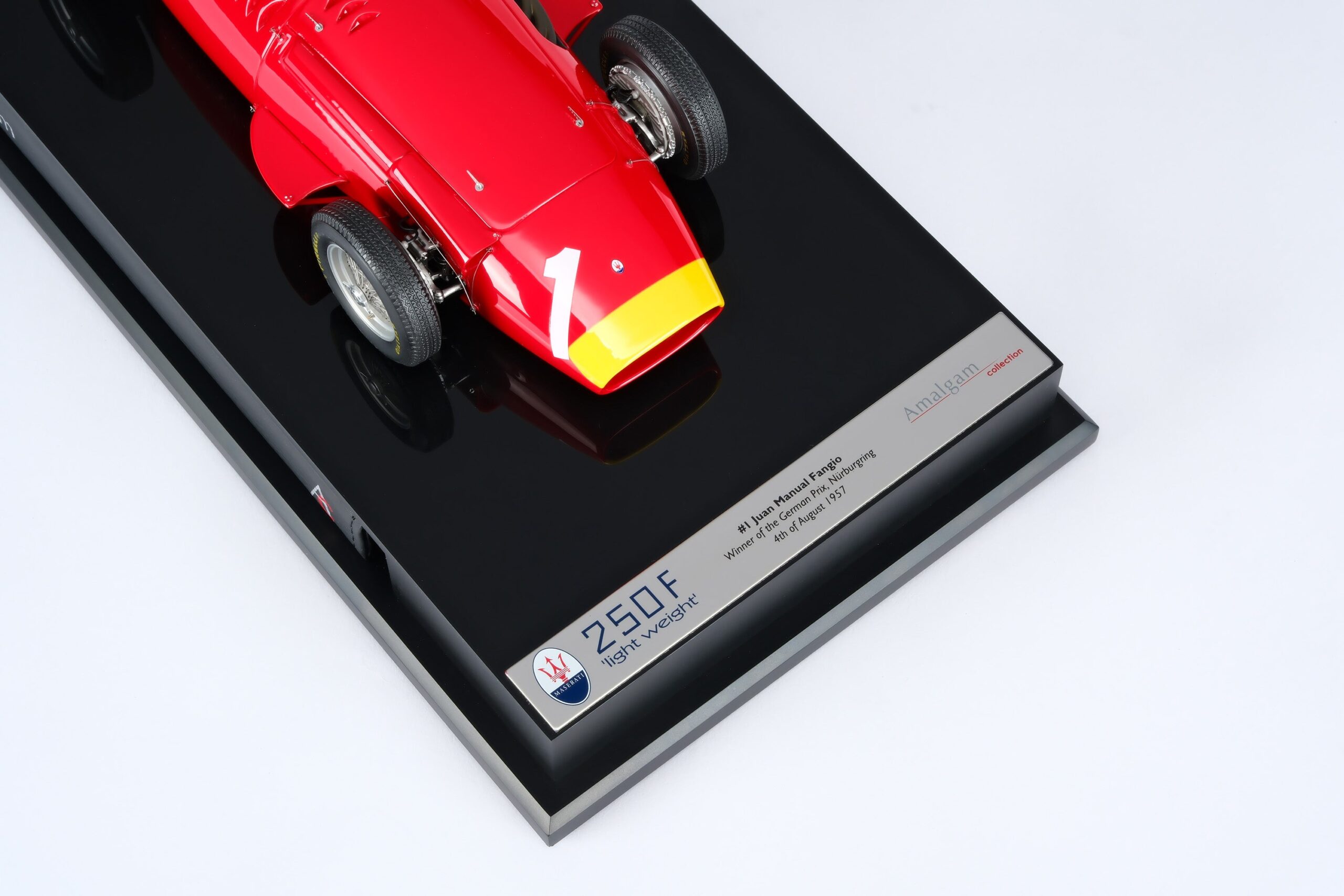 Amalgam Maserati 250F 1957 German Grand Prix Juan Manuel Fangio - Rot | 1:18 - 画像15