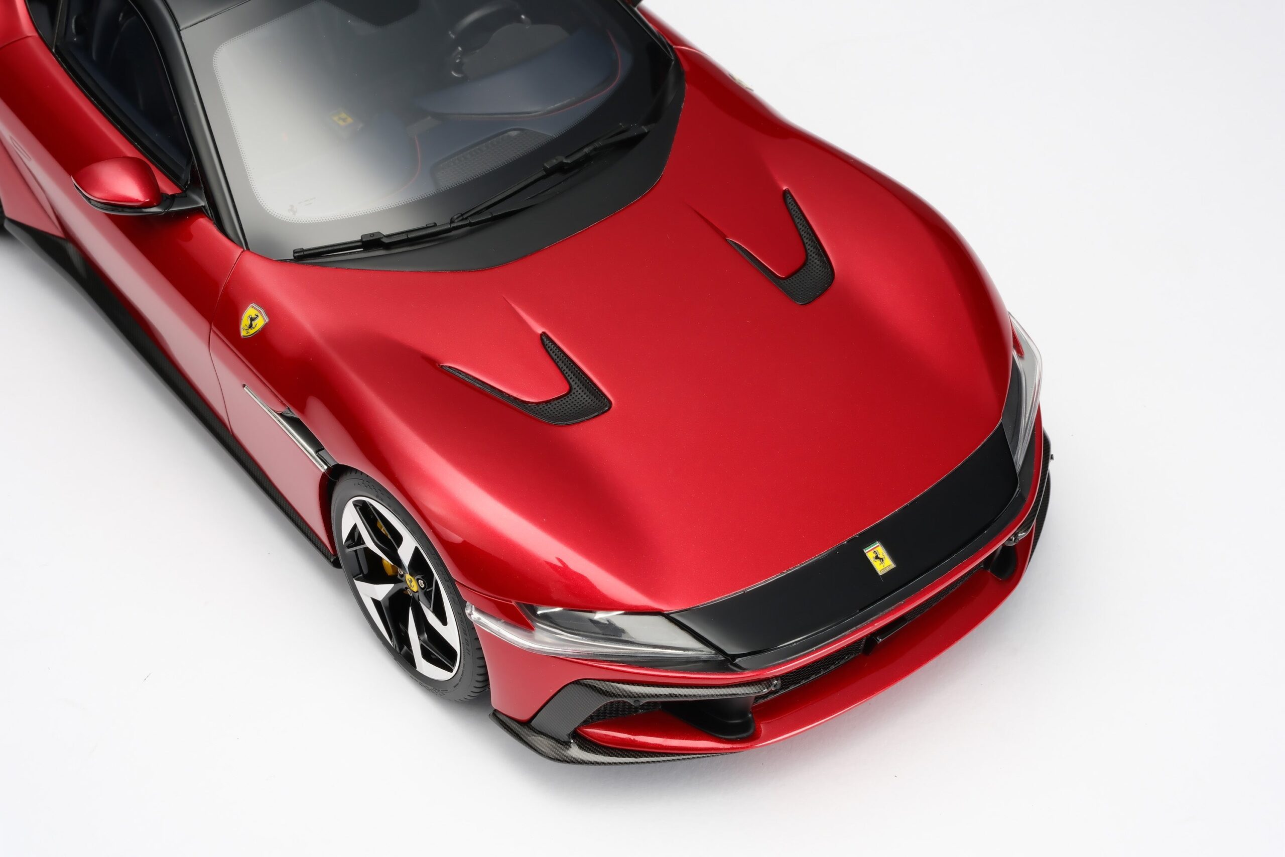 Amalgam Ferrari 12Cilindri (2024) - Rot | 1:18 - Image 8