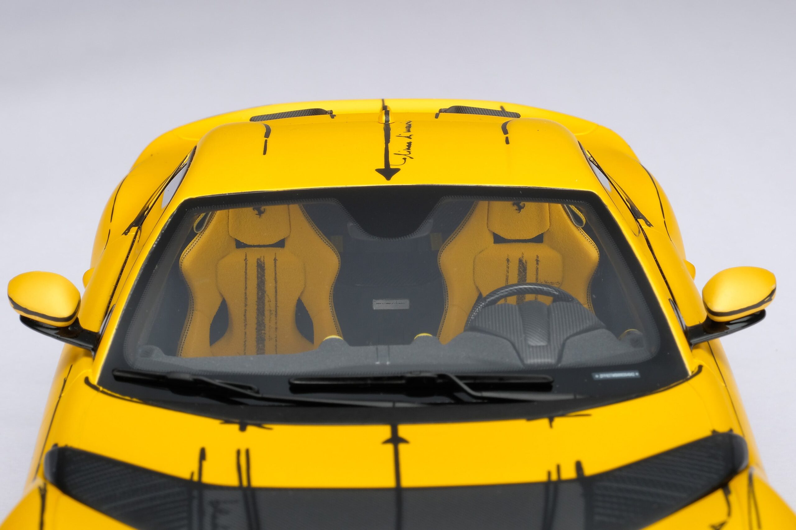 Amalgam Ferrari 812 Competizione Tailor Made - Gelb | 1:18 - Image 11