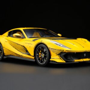 أمالغيم فيراري 812 كومبيتيционе تيلور مايد - أصفر | 1:18