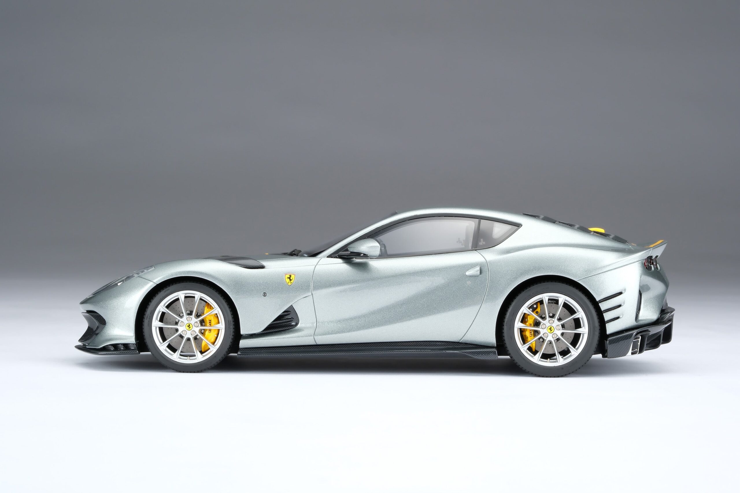 Amalgam Ferrari 812 Competizione - Grau | 1:18 - 画像11