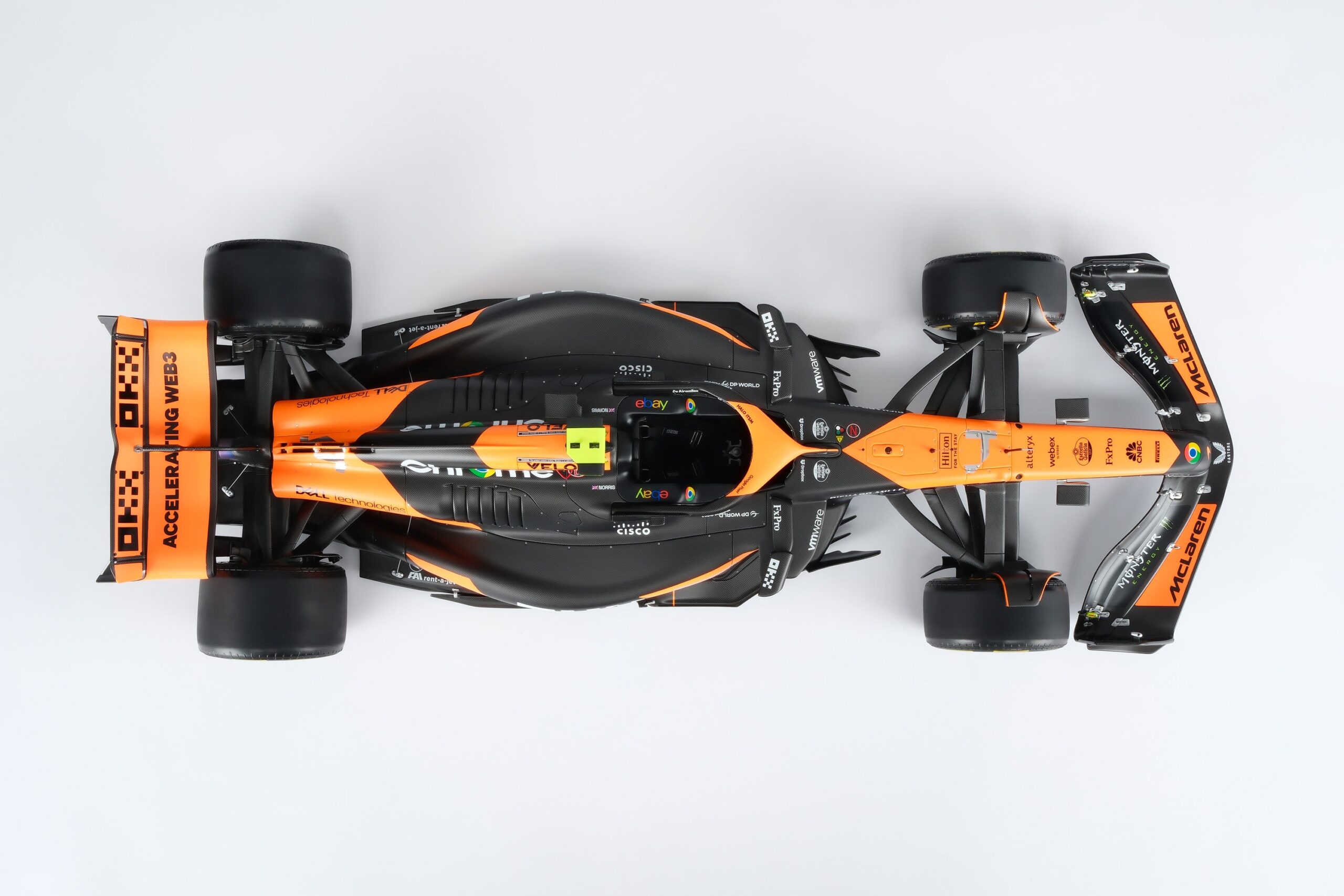 Amalgam McLaren MCL38 2024 Miami Grand Prix - Orange | 1:8 - Imagen 22