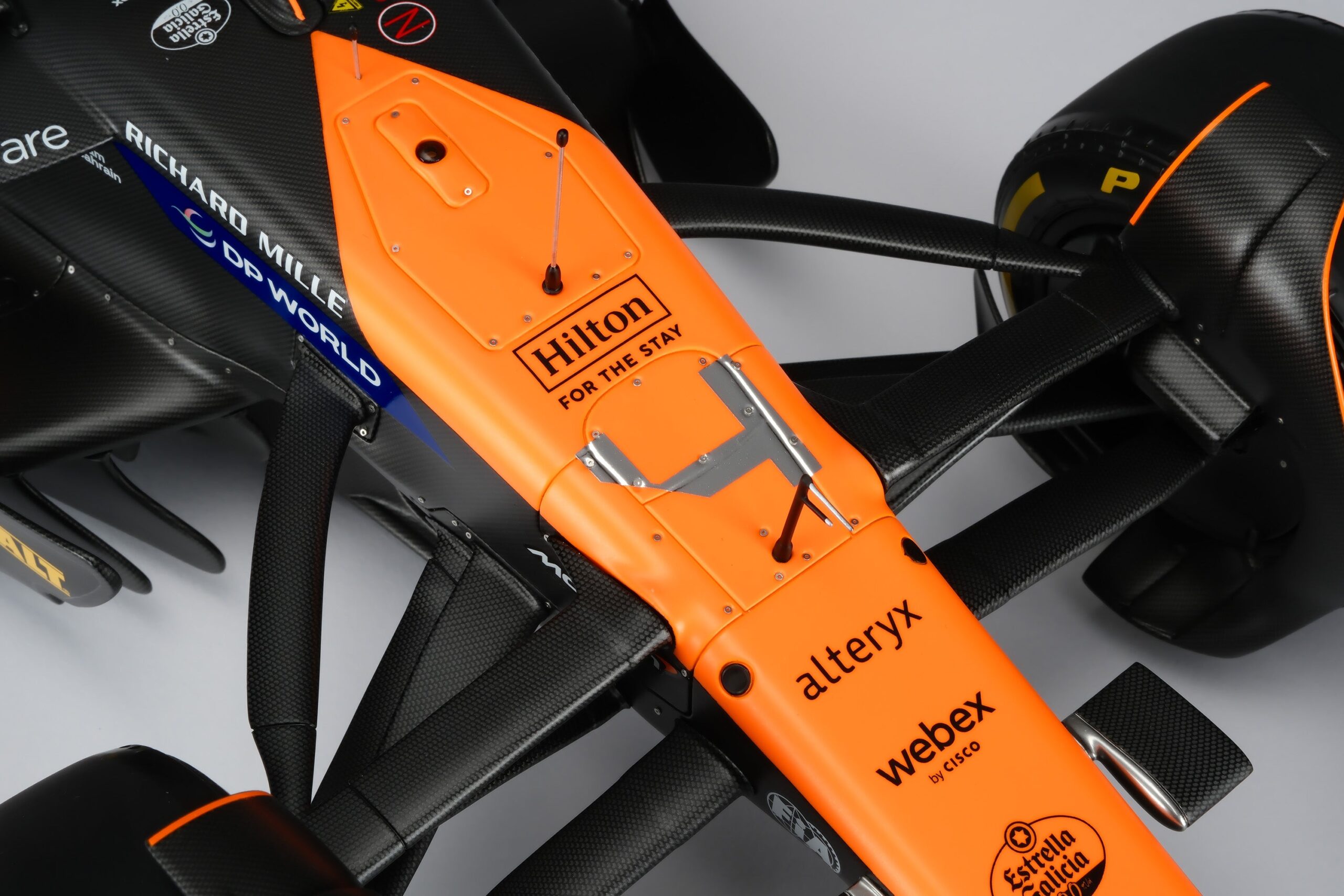 Amalgam McLaren MCL38 2024 Miami Grand Prix - Orange | 1:8 - Imagen 13