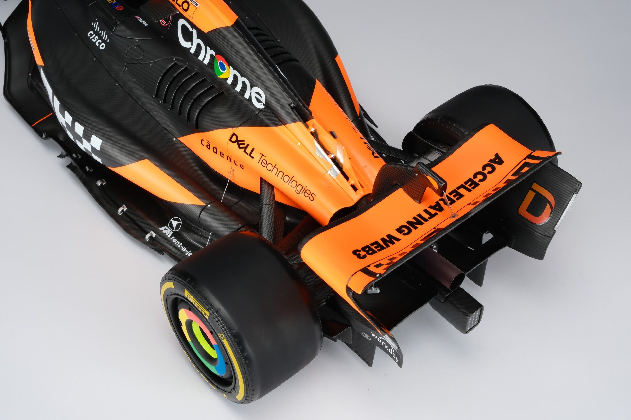 Amalgam McLaren MCL38 2024 Miami Grand Prix - Orange | 1:8 - Imagen 15