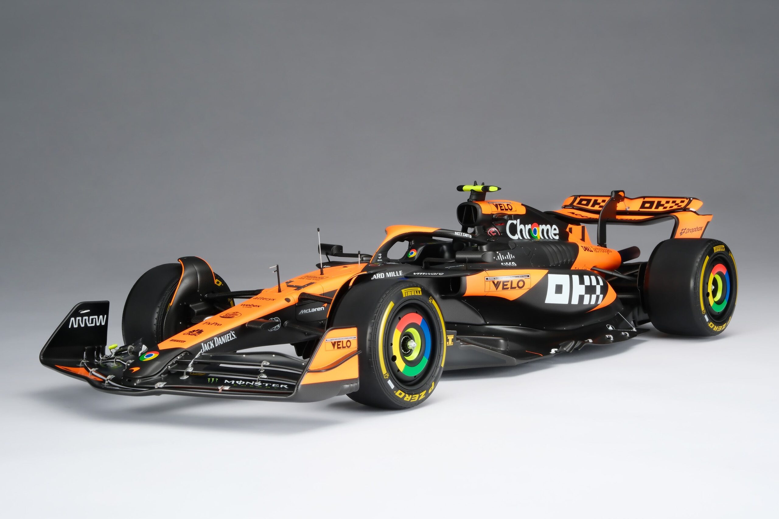 Amalgam McLaren MCL38 2024 Miami Grand Prix - Orange | 1:8 - Imagen 16