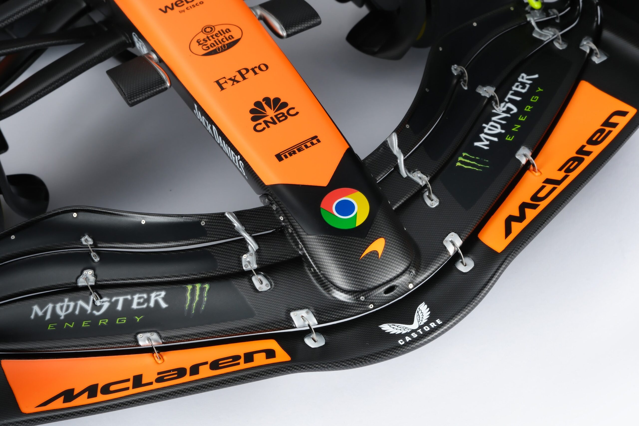 Amalgam McLaren MCL38 2024 Miami Grand Prix - Orange | 1:8 - Imagen 31