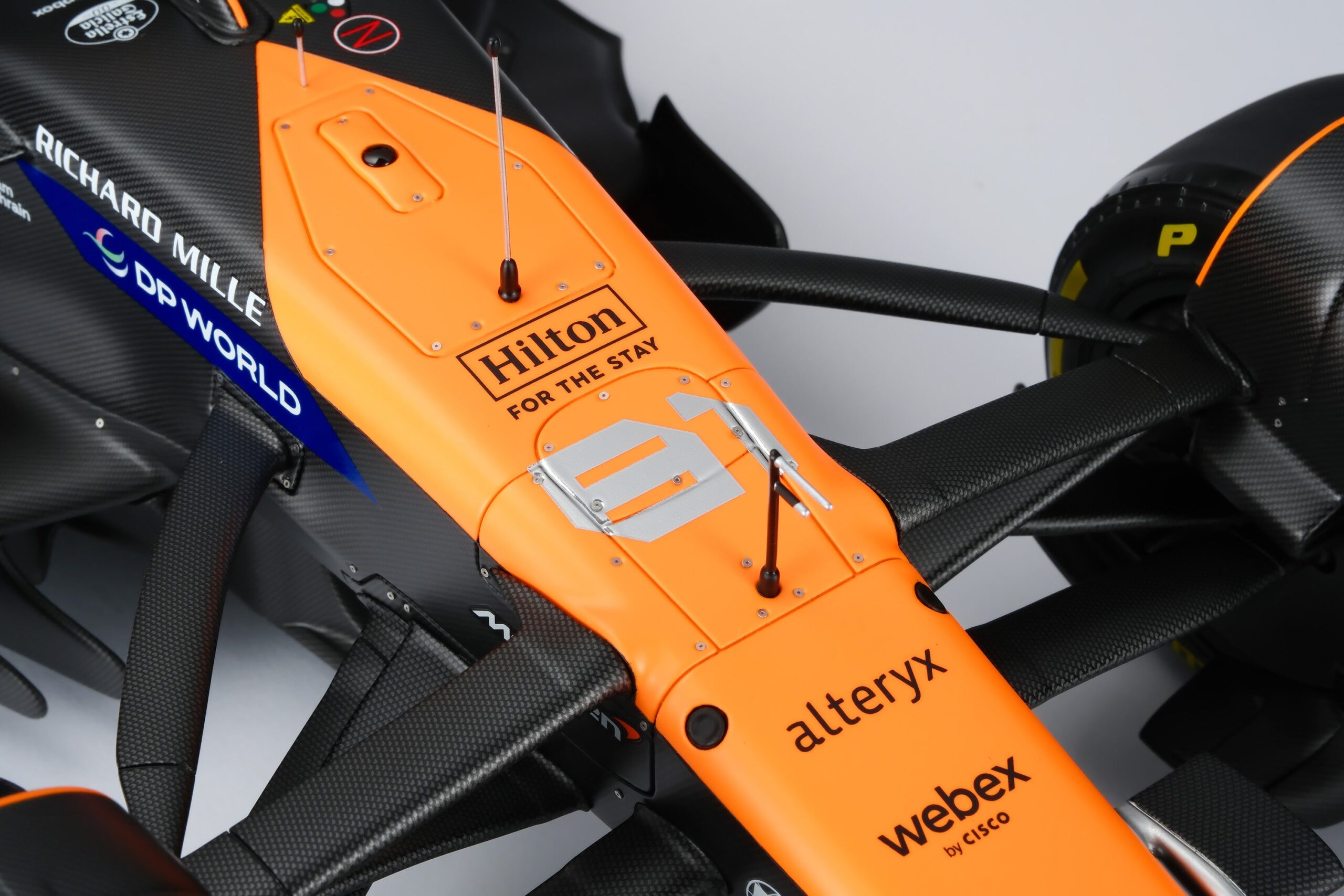 Amalgam McLaren MCL38 2024 Miami Grand Prix - Orange | 1:8 - Imagen 29
