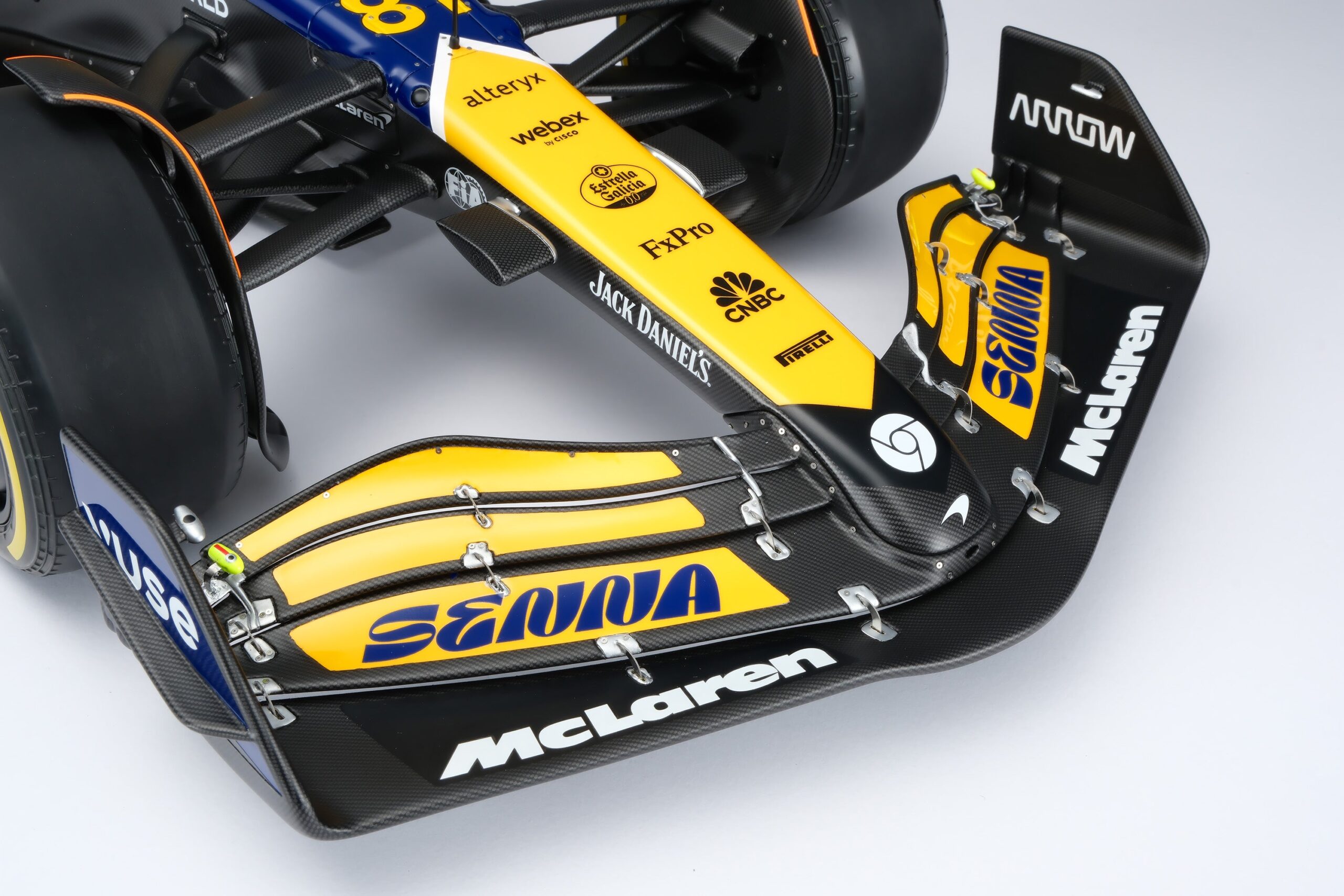 Amalgam McLaren MCL38 2024 Monaco Grand Prix Senna Tribute | 1:8 - Immagine 11