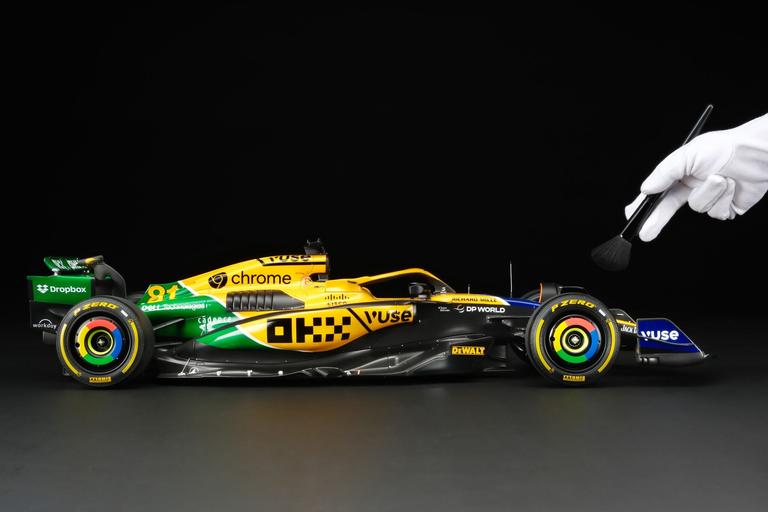Amalgam McLaren MCL38 2024 Monaco Grand Prix Senna Tribute | 1:8 - Immagine 3