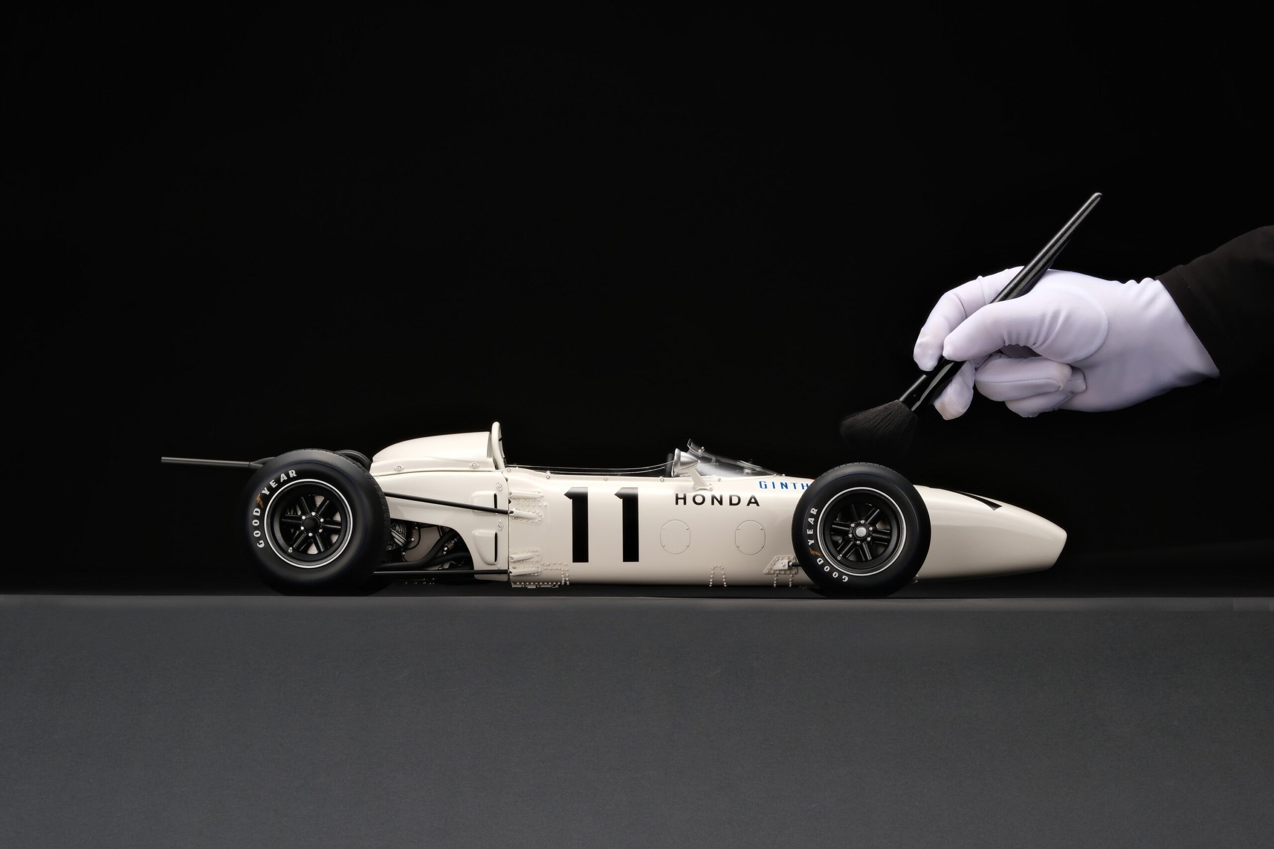 Amalgam Honda RA272 Mexican Grand Prix (1965) - Weiß | 1:8 - Image 3