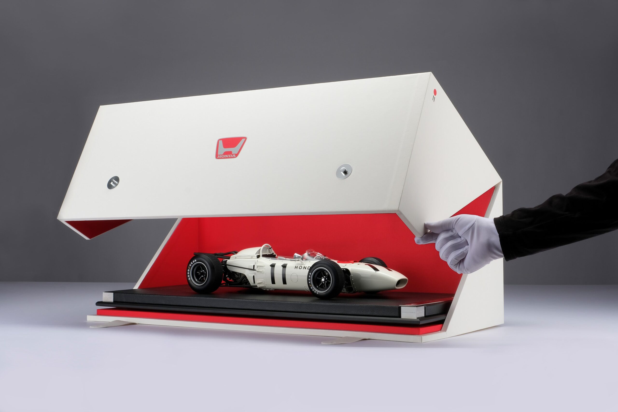Amalgam Honda RA272 Mexican Grand Prix (1965) - Weiß | 1:8 - Image 6