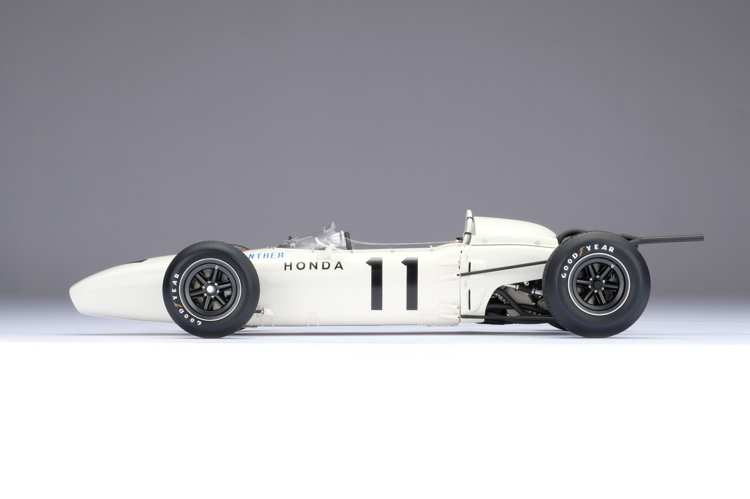 Amalgam Honda RA272 Mexican Grand Prix (1965) - Weiß | 1:8 - Image 25