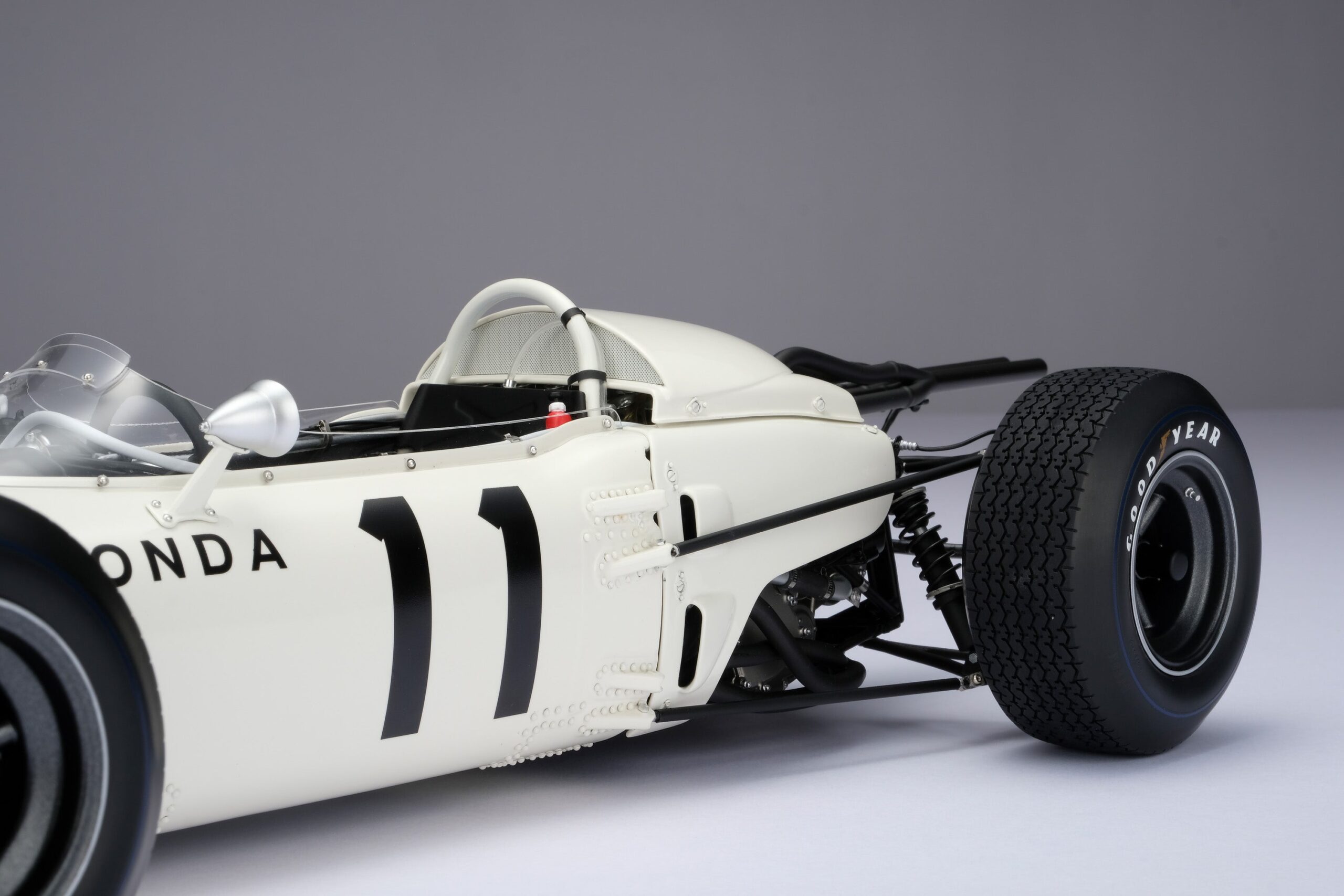 Amalgam Honda RA272 Mexican Grand Prix (1965) - Weiß | 1:8 - Image 9