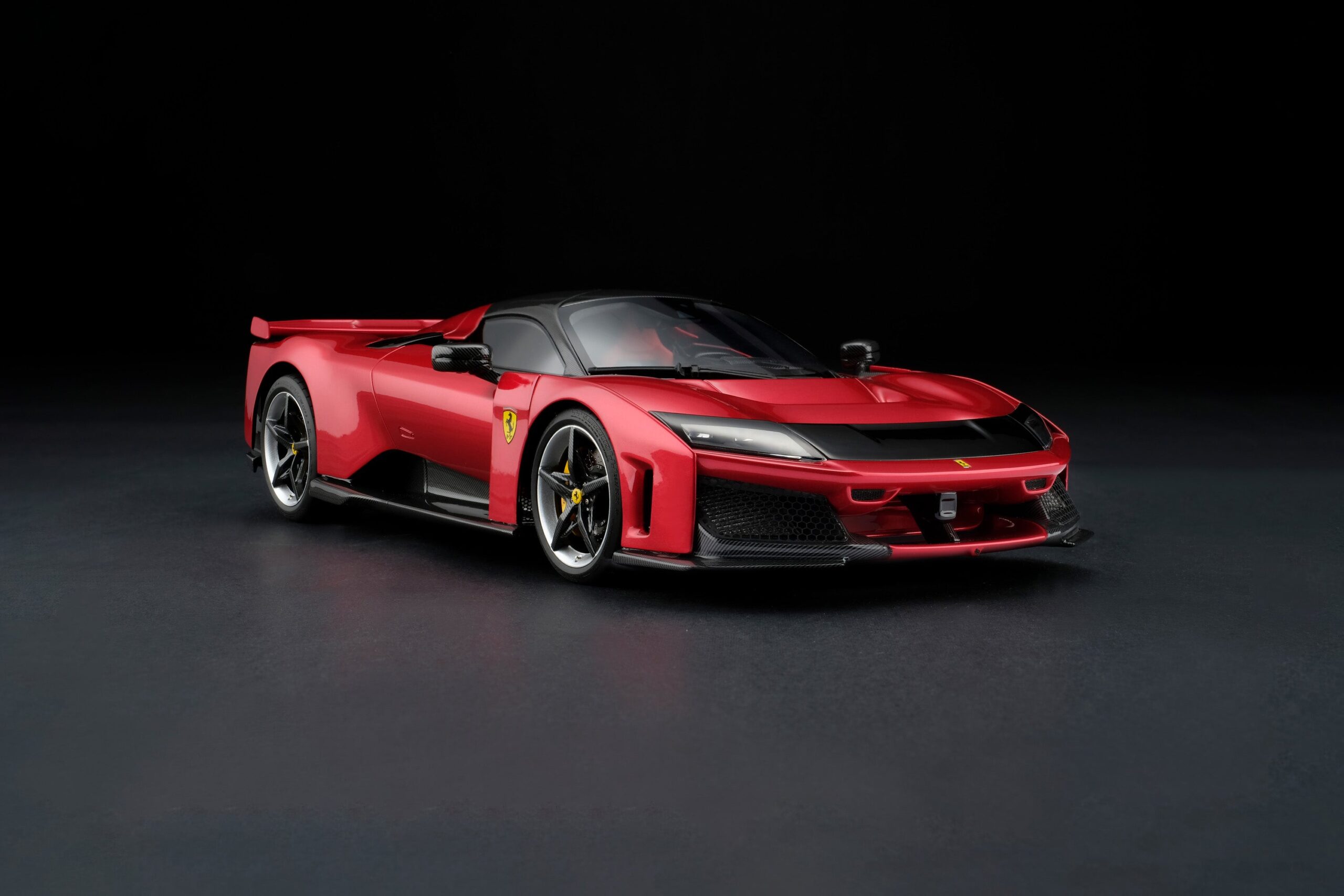 Amalgam Ferrari F80 - Rot | 1:18 – Bild 2