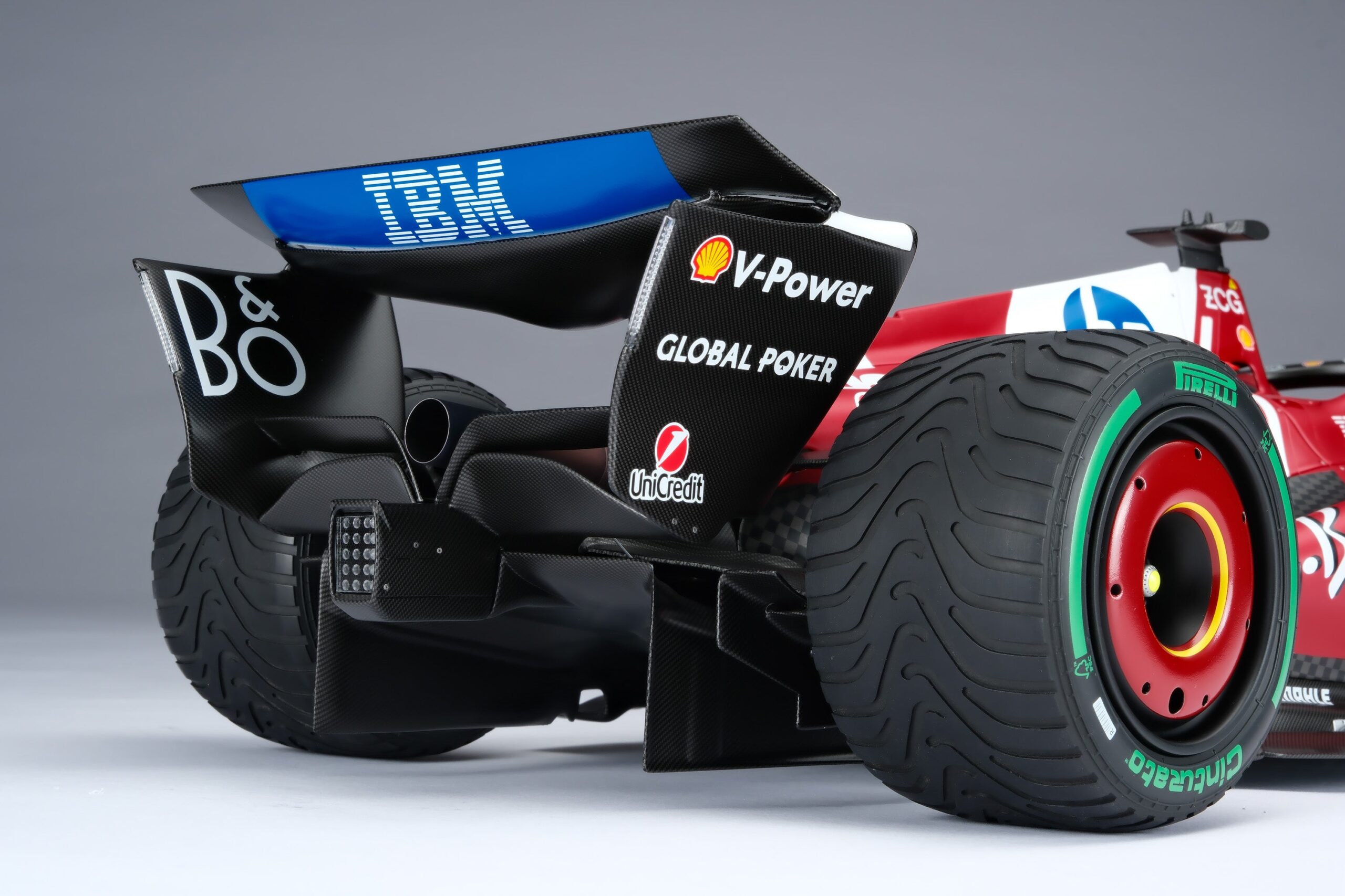 Amalgam Ferrari SF-25 2025 Australian Grand Prix - Rot | 1:8 – Bild 14