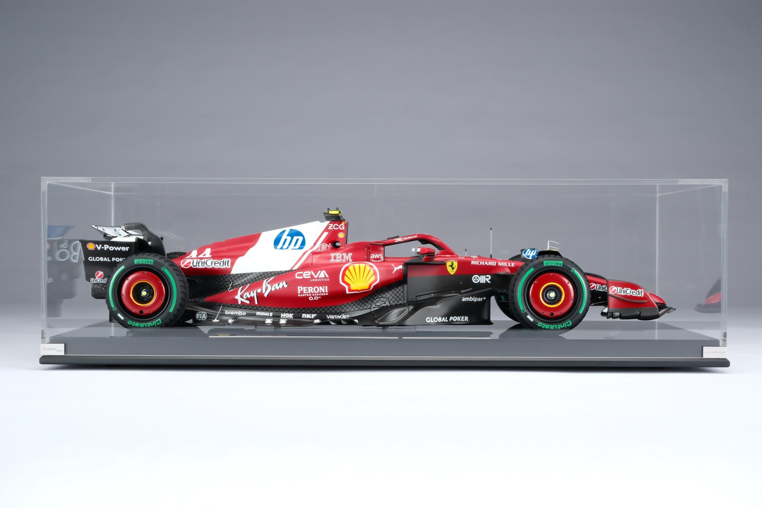 Amalgam Ferrari SF-25 2025 Australian Grand Prix - Rot | 1:8 – Bild 37