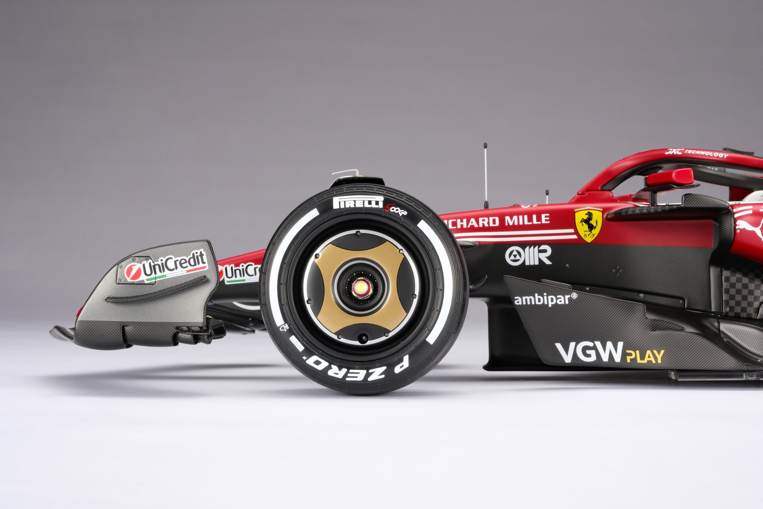 Amalgam Ferrari SF-25 2025 Italian Grand Prix - Charles Leclerc - Rot | 1:8 – Bild 12