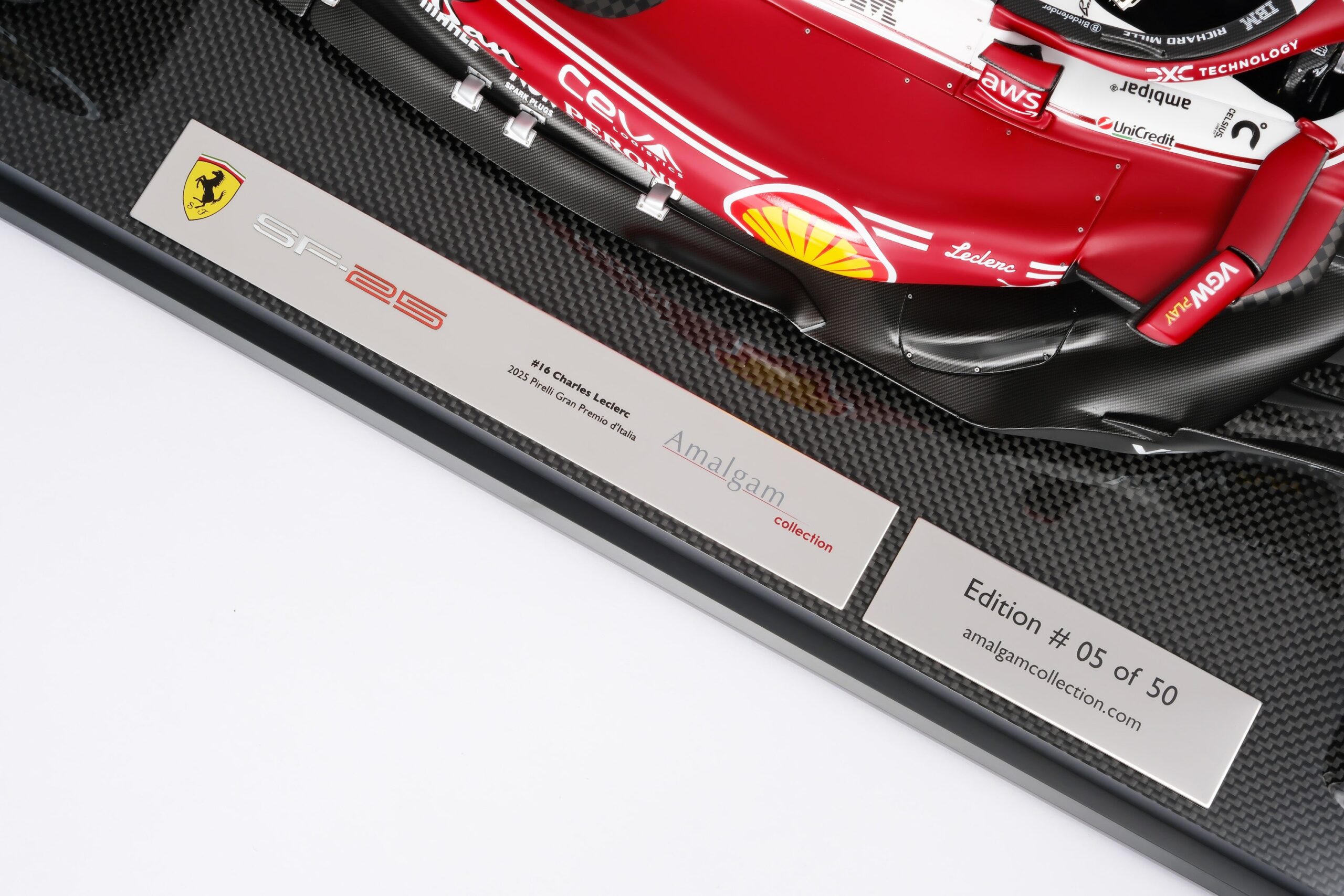 Amalgam Ferrari SF-25 2025 Italian Grand Prix - Charles Leclerc - Rot | 1:8 – Bild 23