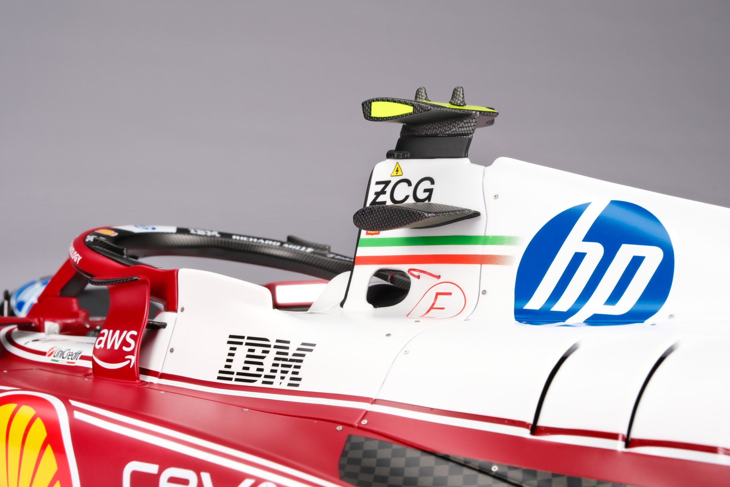 Amalgam Ferrari SF-25 2025 Italian Grand Prix - Lewis Hamilton - Rot | 1:8 – Bild 14