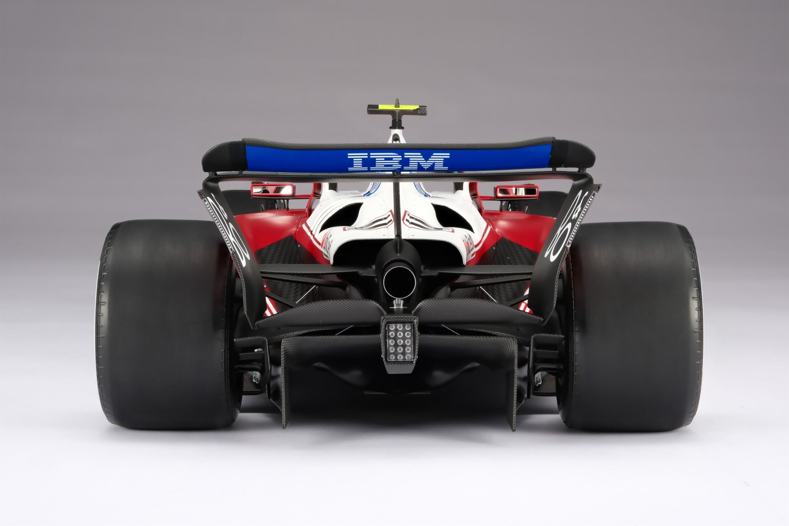 Amalgam Ferrari SF-25 2025 Italian Grand Prix - Lewis Hamilton - Rot | 1:8 – Bild 17