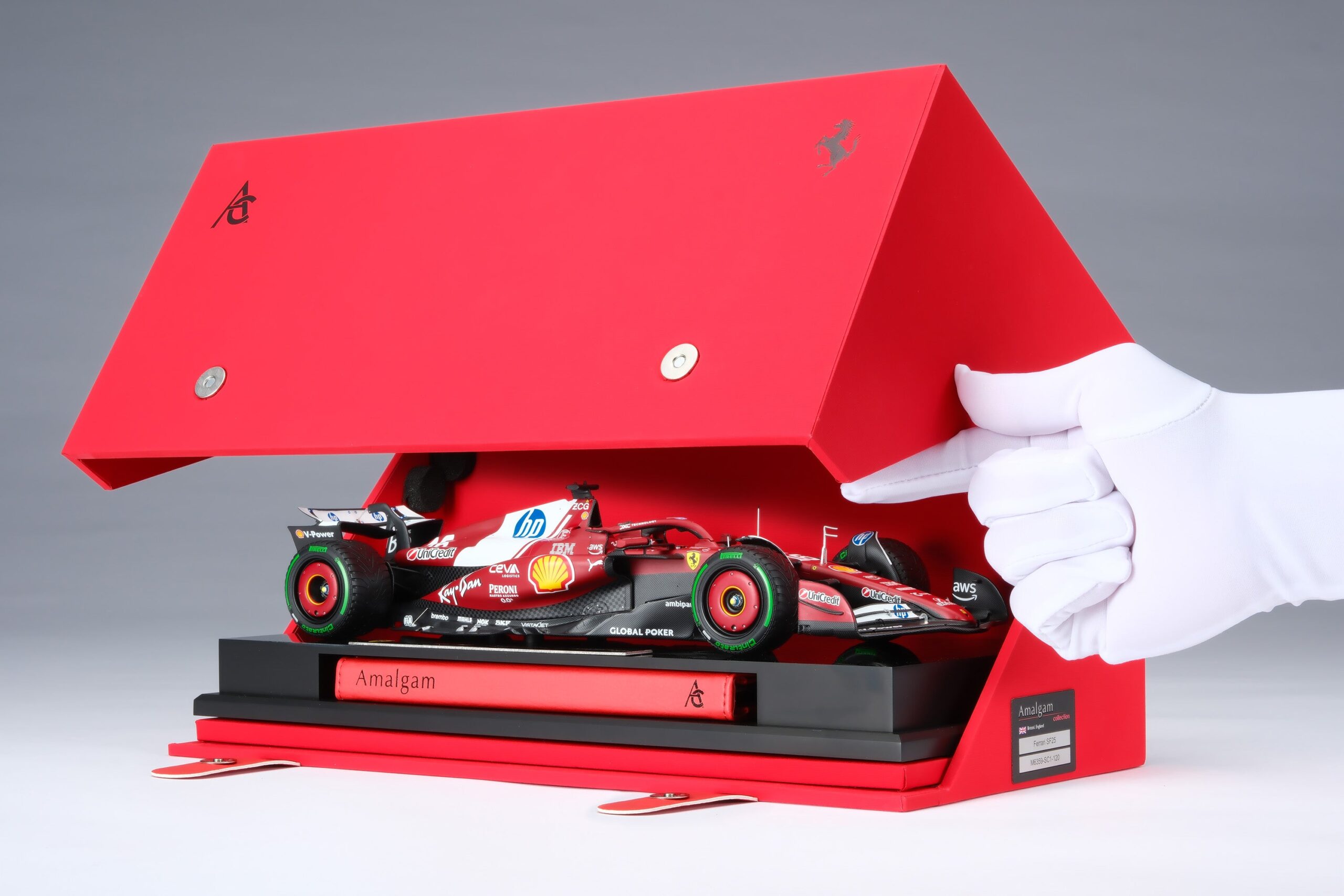 Amalgam Ferrari SF-25 2025 Australian Grand Prix - Rot | 1:18 – Bild 19