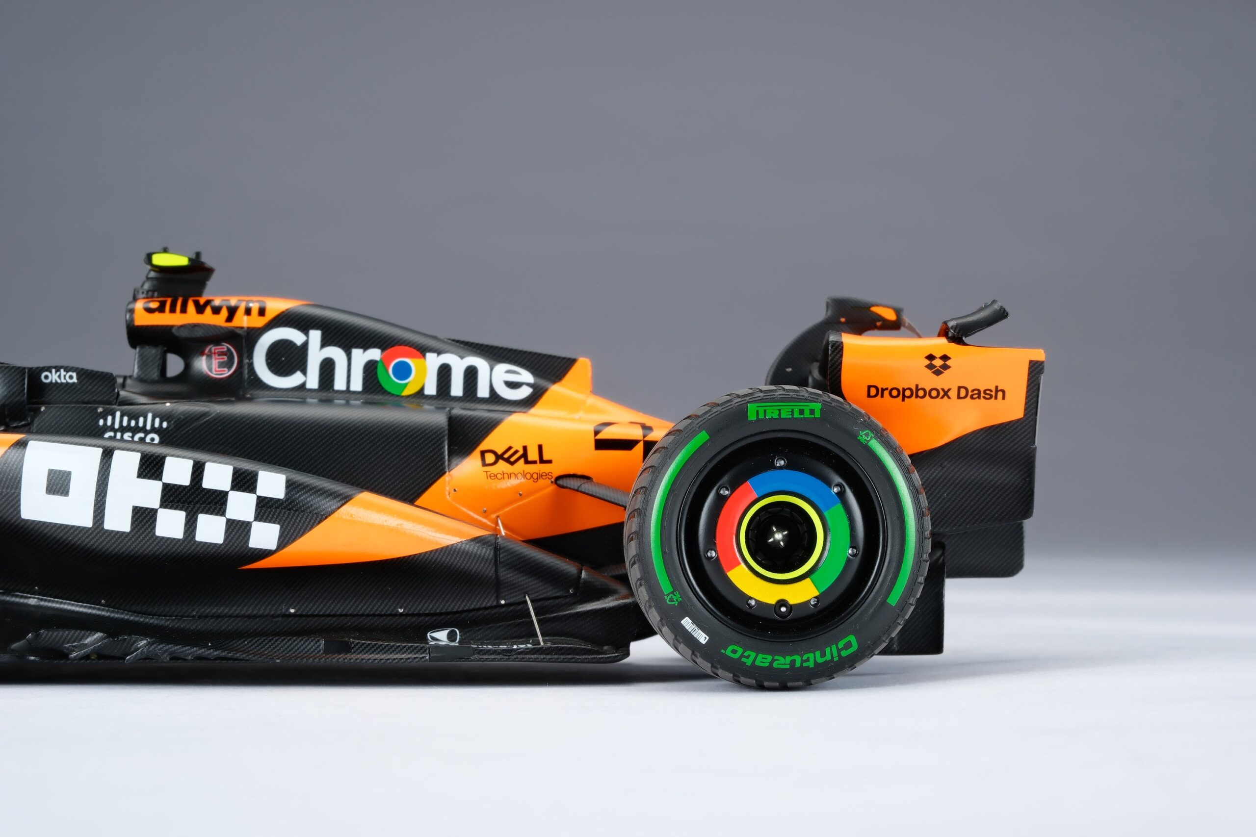 Amalgam McLaren MCL39 2025 Australian Grand Prix - Orange | 1:18 - Image 10