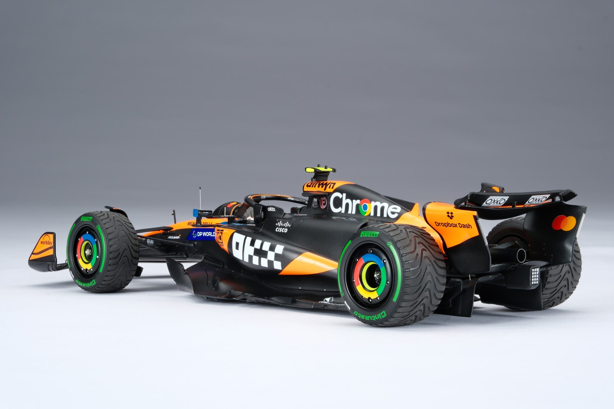 Amalgam McLaren MCL39 2025 Australian Grand Prix - Orange | 1:18 - Image 11