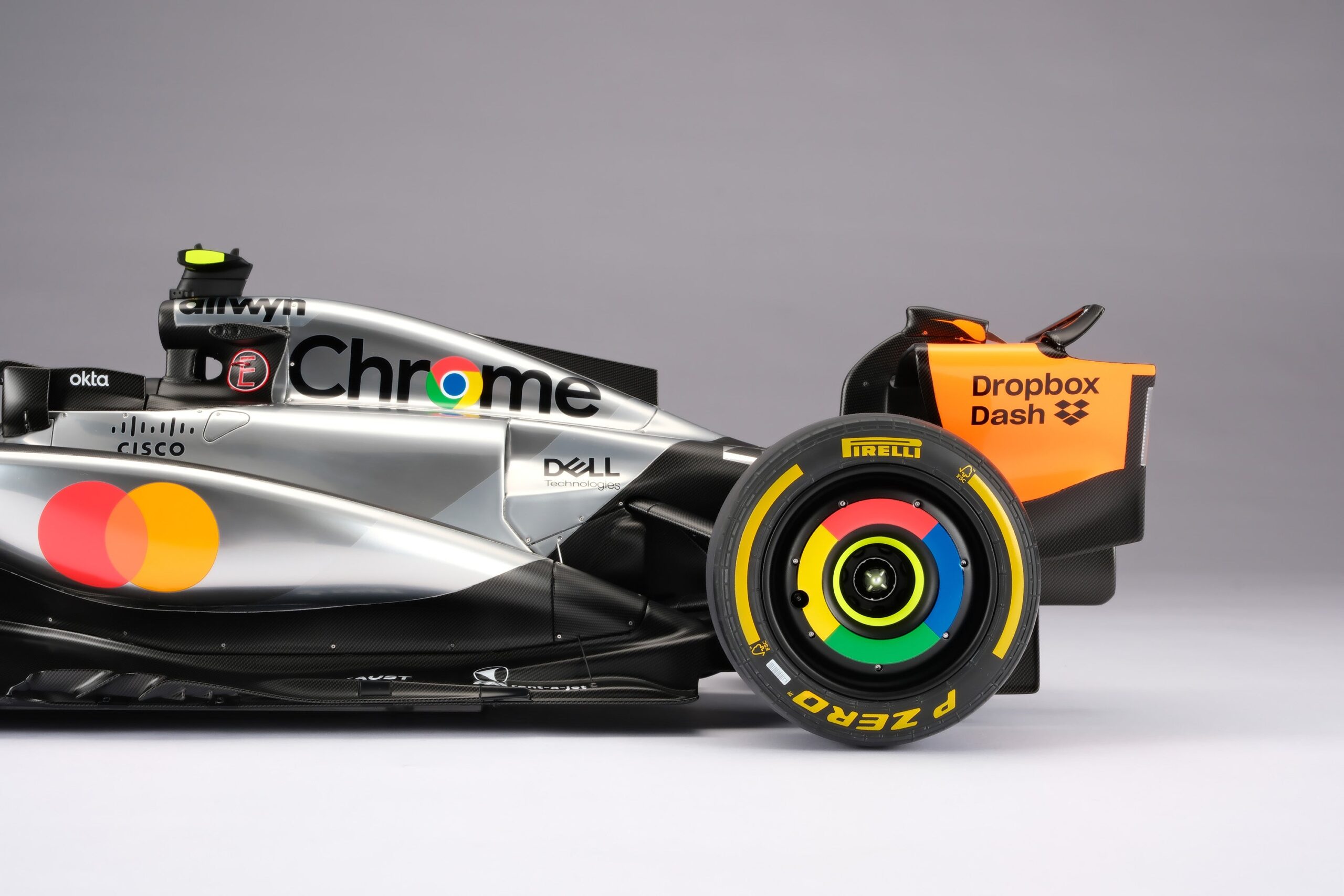 Amalgam McLaren MCL39 2025 British Grand Prix - Chrom / Orange | 1:8 - 画像12