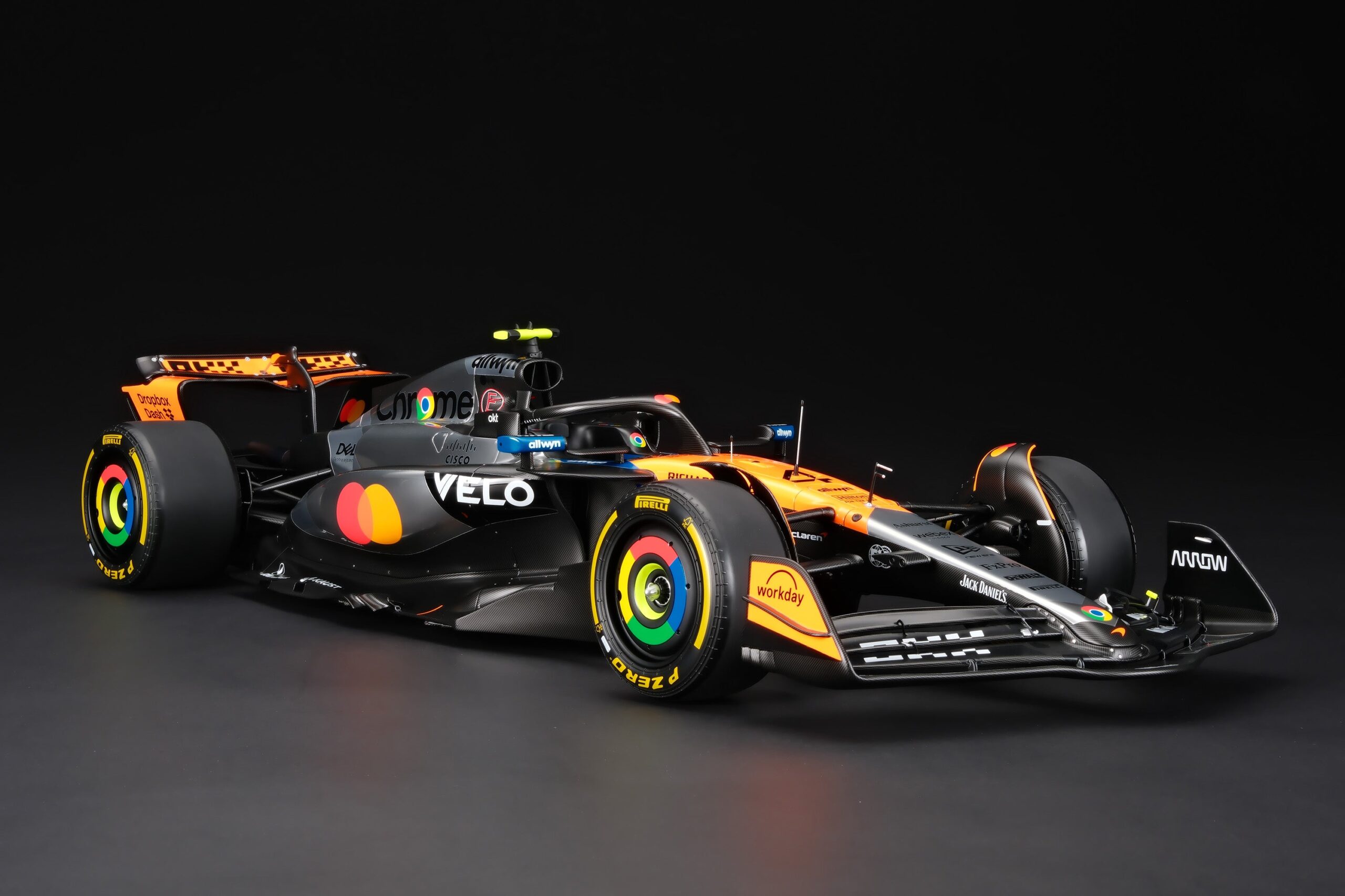 アマルガム マクラーレン MCL39 2025 イギリスGP - クローム / オレンジ | 1:8