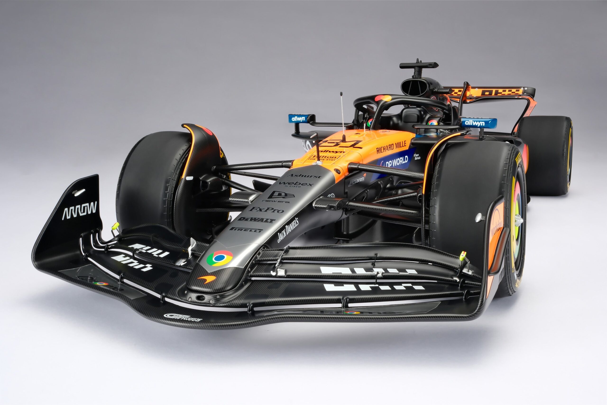 Amalgam McLaren MCL39 2025 British Grand Prix - Chrom / Orange | 1:8 - 画像28