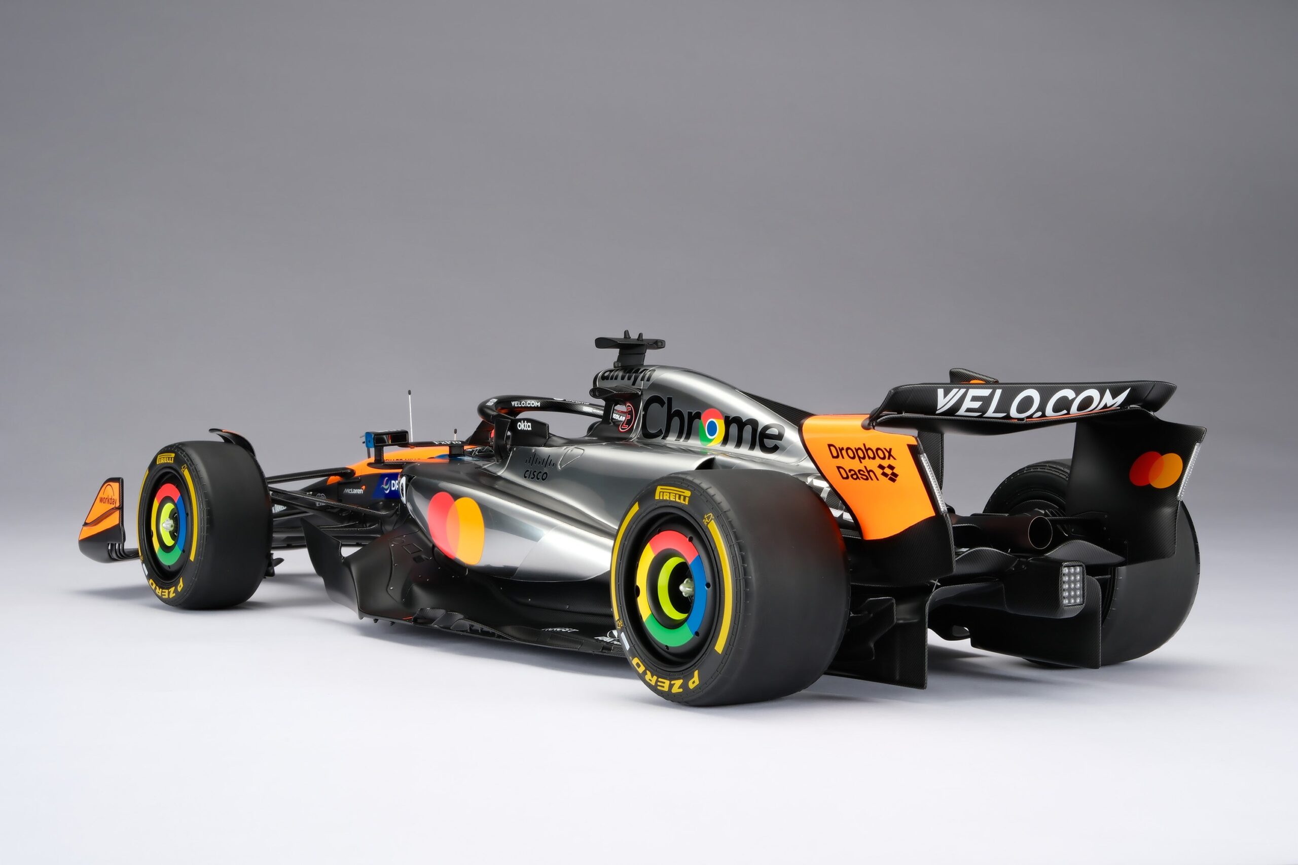 Amalgam McLaren MCL39 2025 British Grand Prix - Chrom / Orange | 1:8 - 画像32