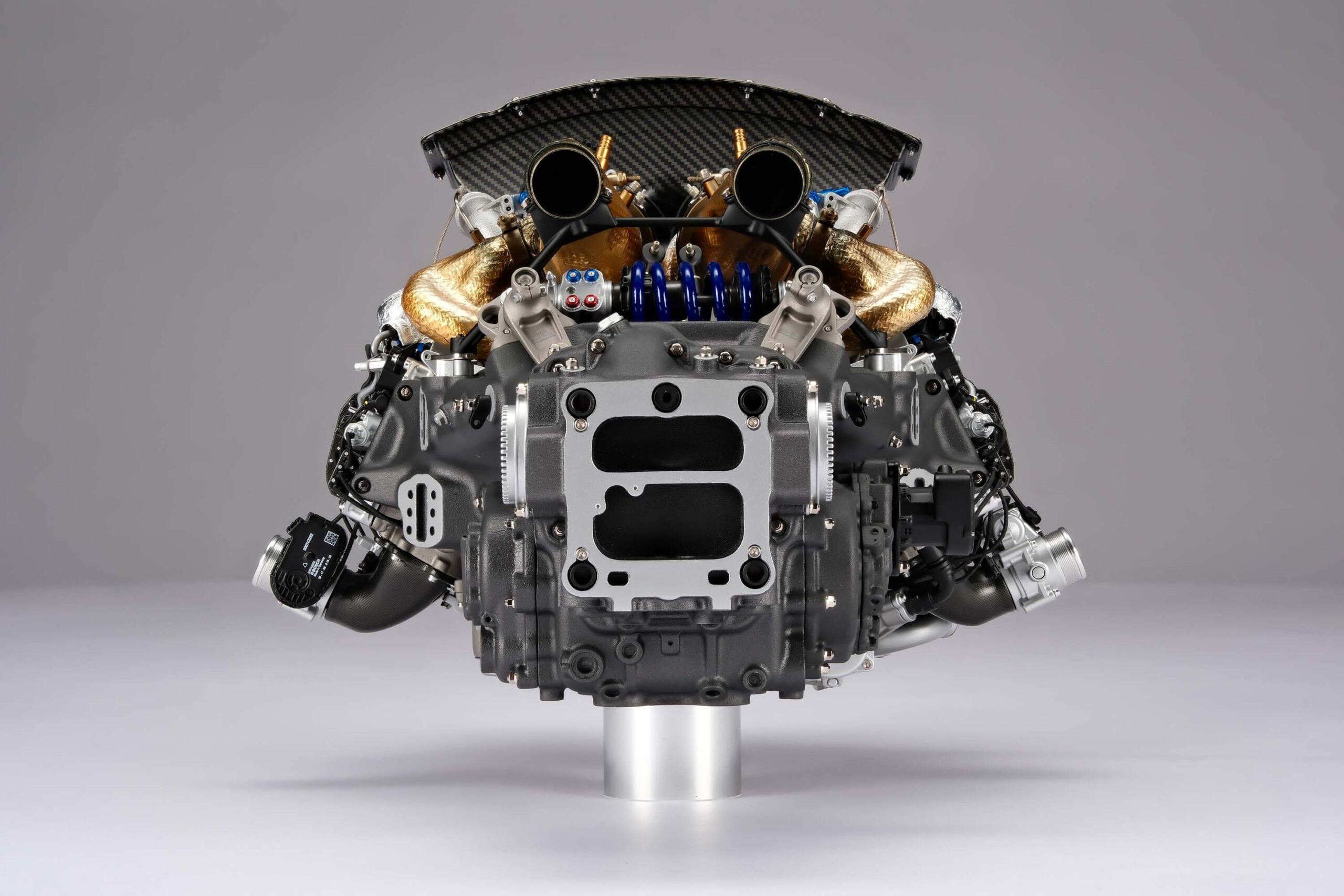 Amalgam Ferrari 499P V6 Motor & Getriebe 2023 Le Mans | 1:4 - 画像12