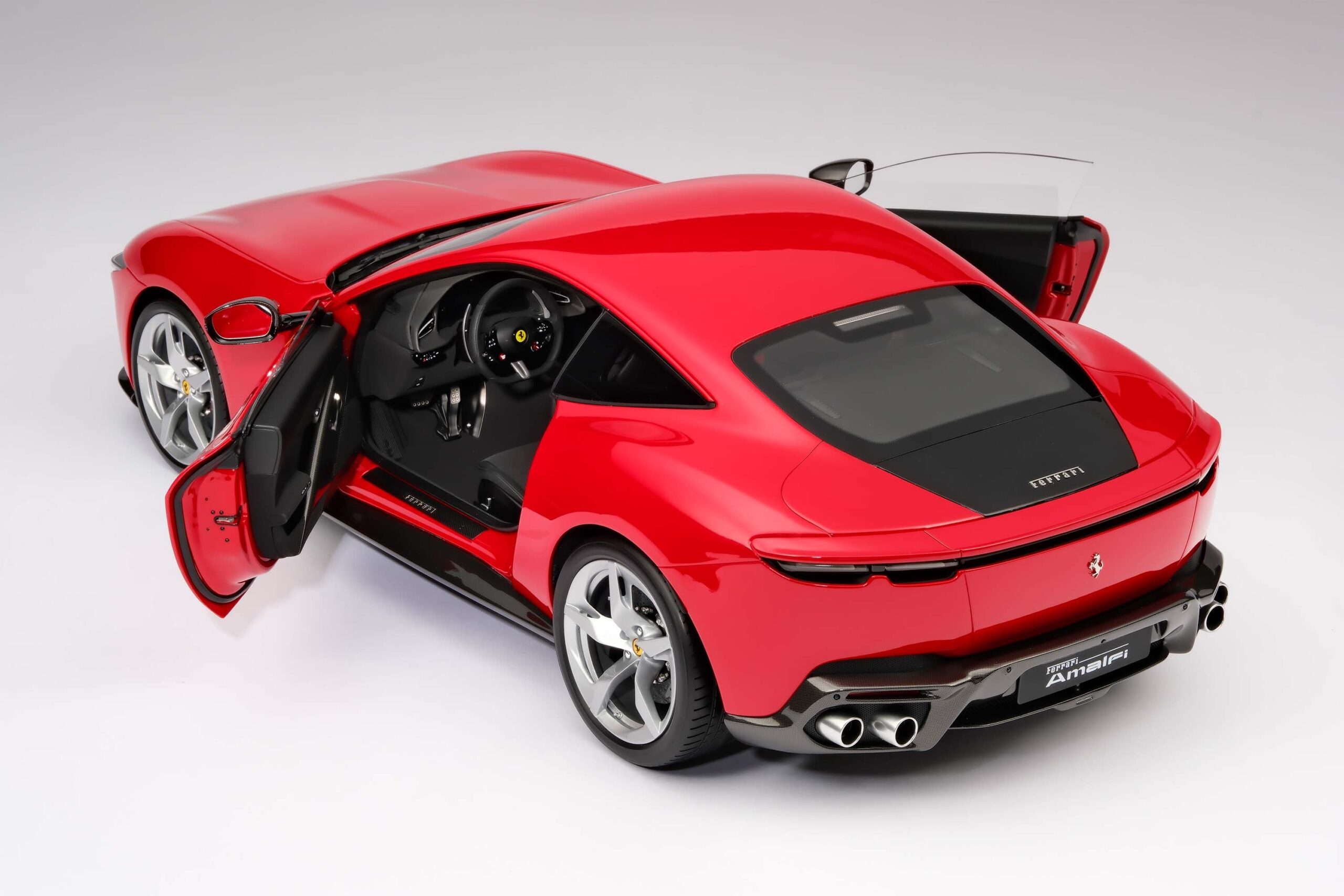 Amalgam Ferrari Amalfi (2026) - Rot | 1:8 - 画像24