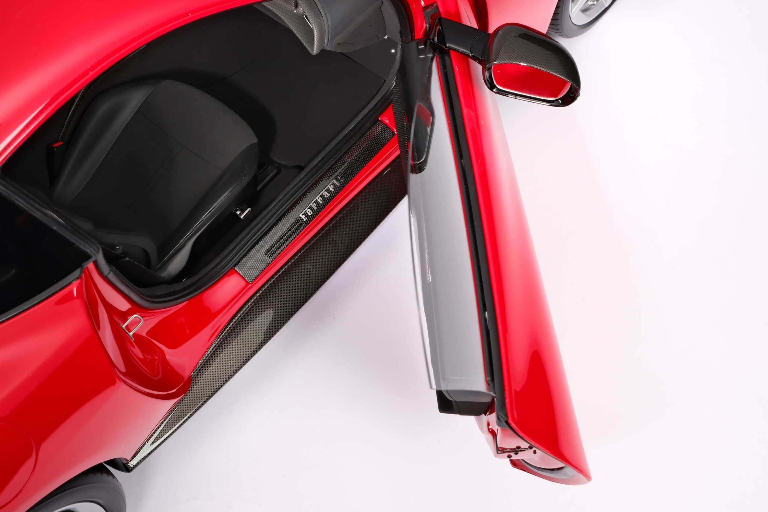 Amalgam Ferrari Amalfi (2026) - Rot | 1:8 - 画像28