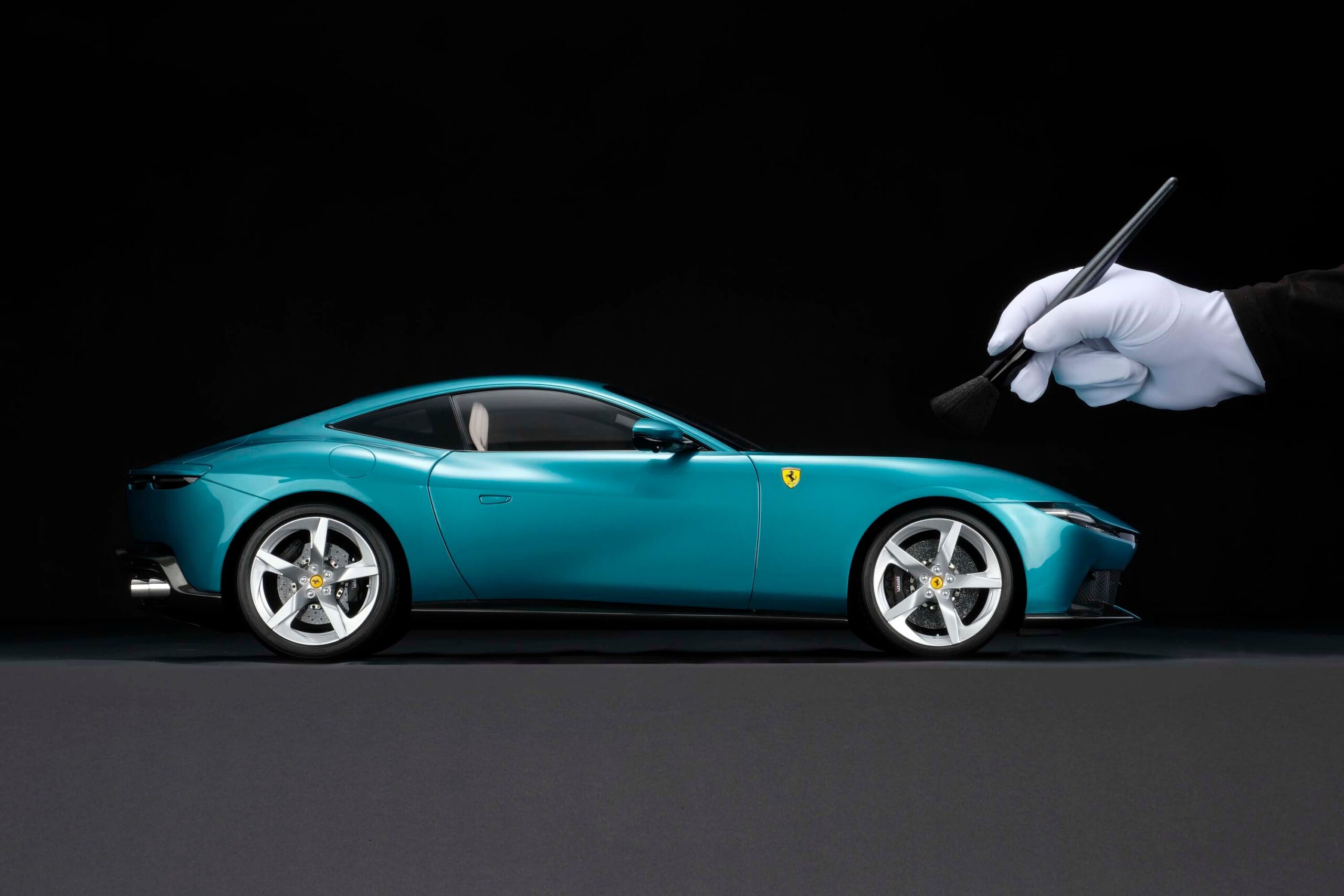 Amalgam Ferrari Amalfi (2026) - Grün | 1:8 - 画像3