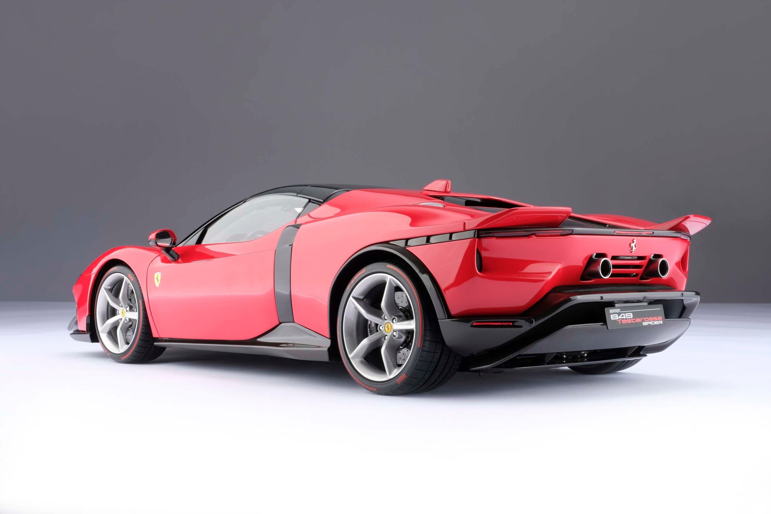 Amalgam Ferrari 849 Testarossa Spider (2026) - Rot | 1:8 - 画像8