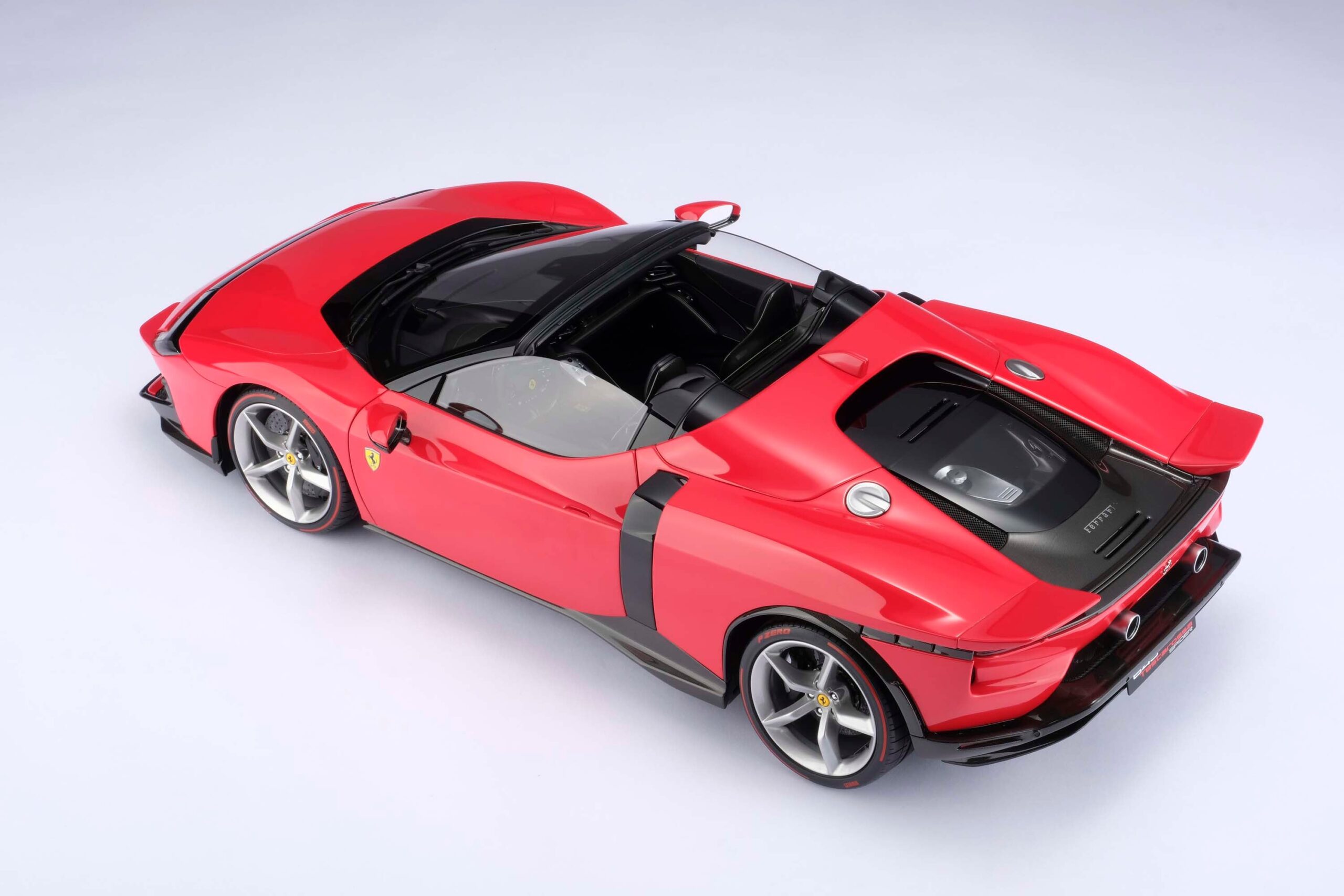 Amalgam Ferrari 849 Testarossa Spider (2026) - Rot | 1:8 - 画像20