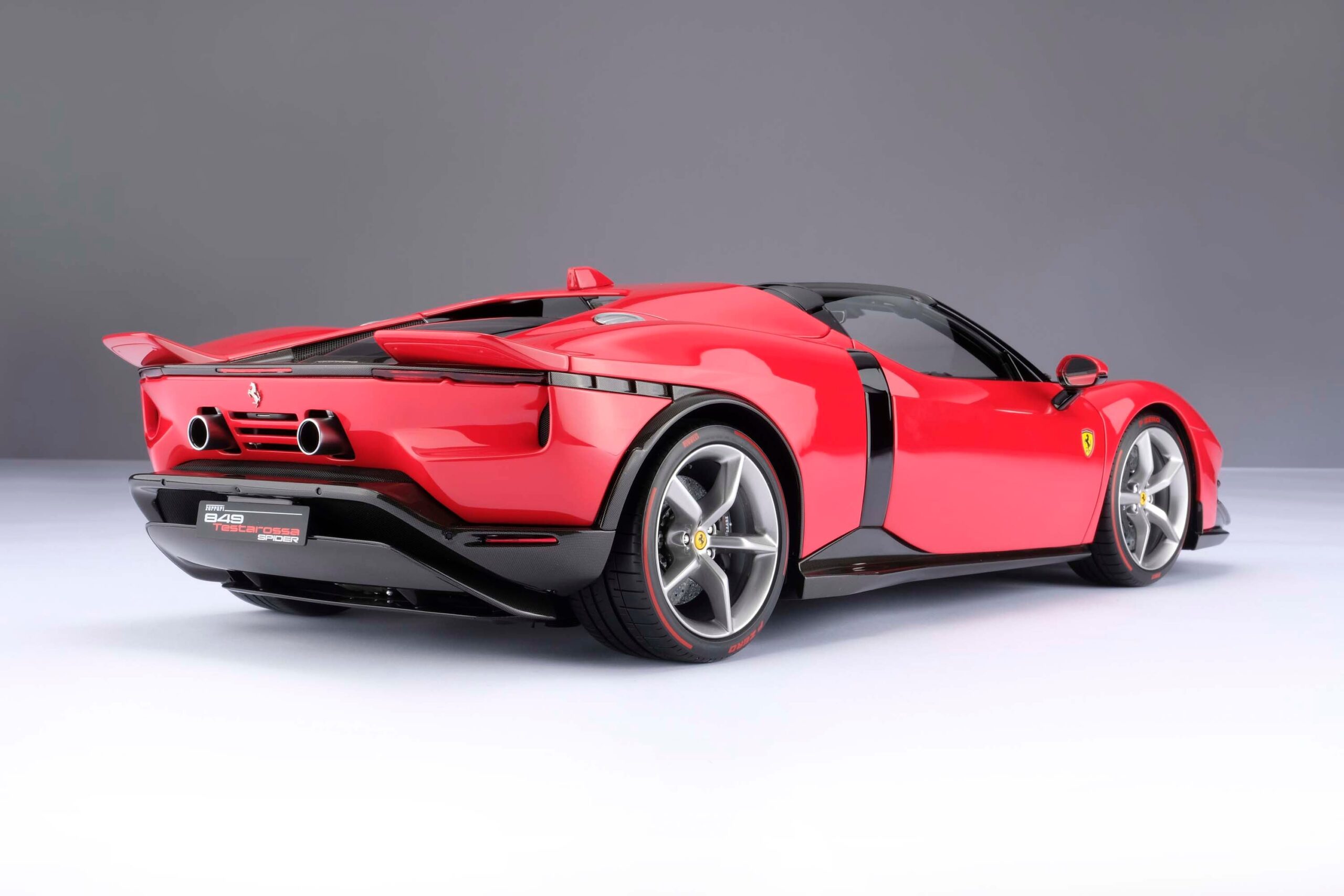 Amalgam Ferrari 849 Testarossa Spider (2026) - Rot | 1:8 - 画像24