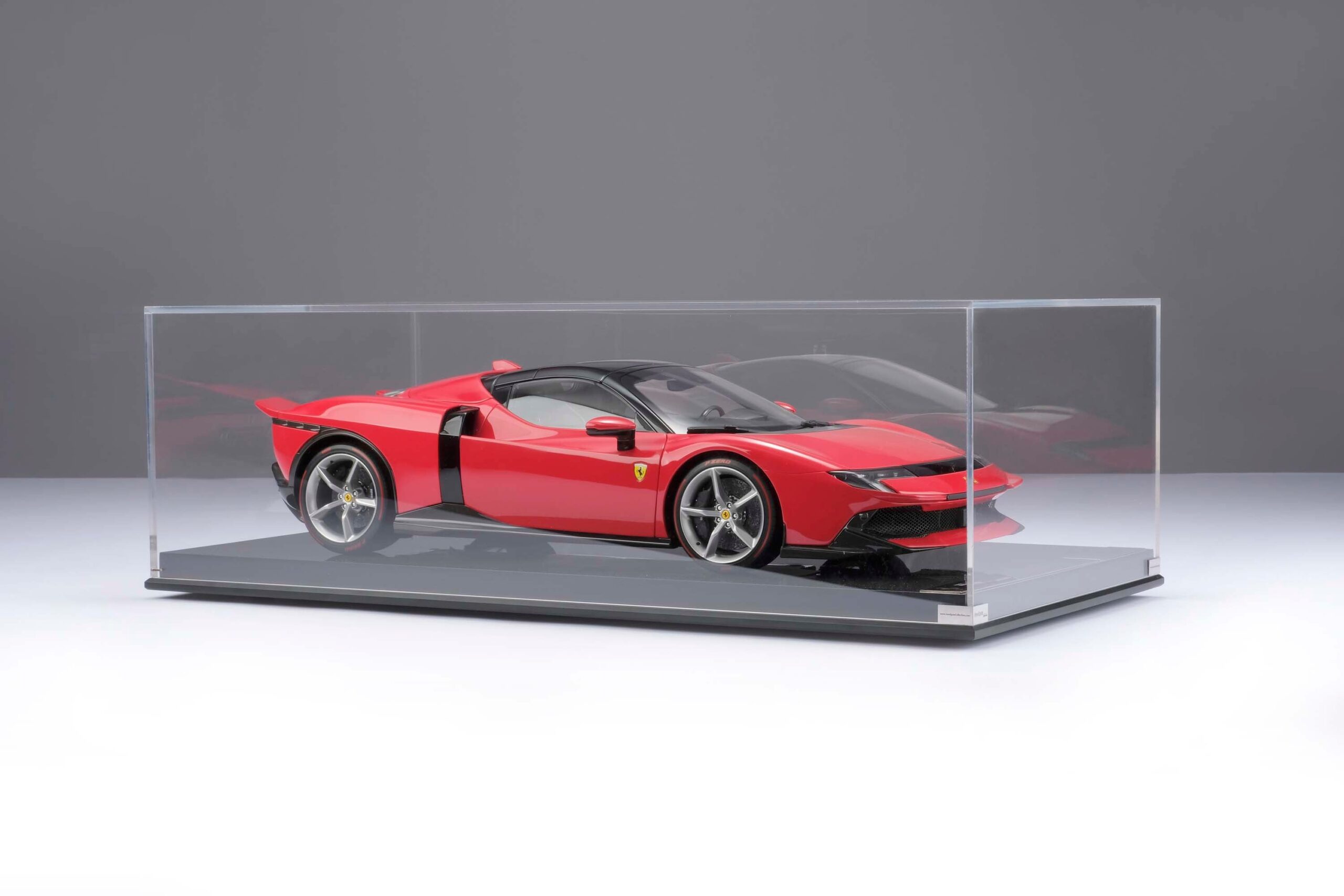 Amalgam Ferrari 849 Testarossa Spider (2026) - Rot | 1:8 - 画像28