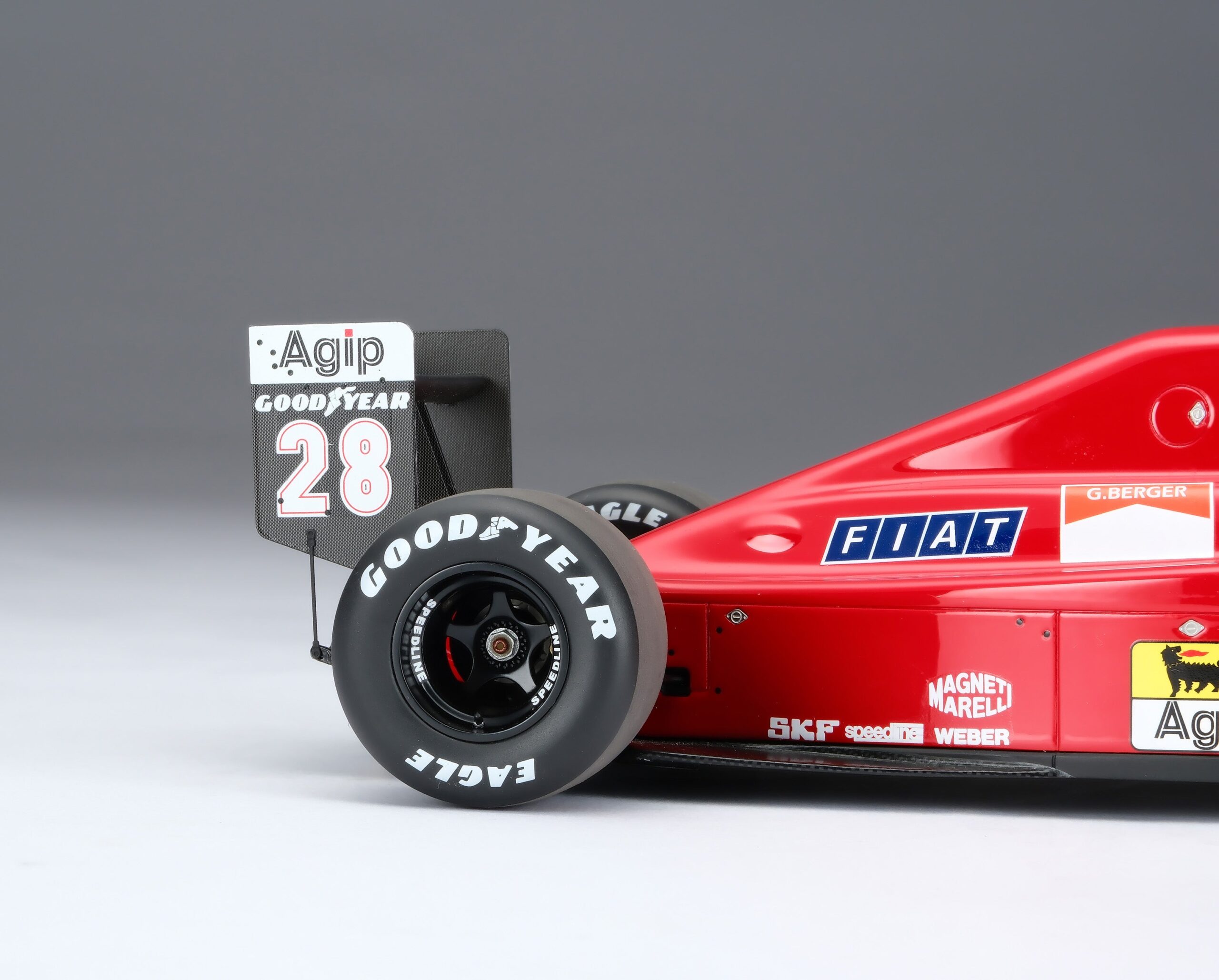 Amalgam Ferrari F1-89 1989 British Grand Prix - Rot | 1:18 - 画像32