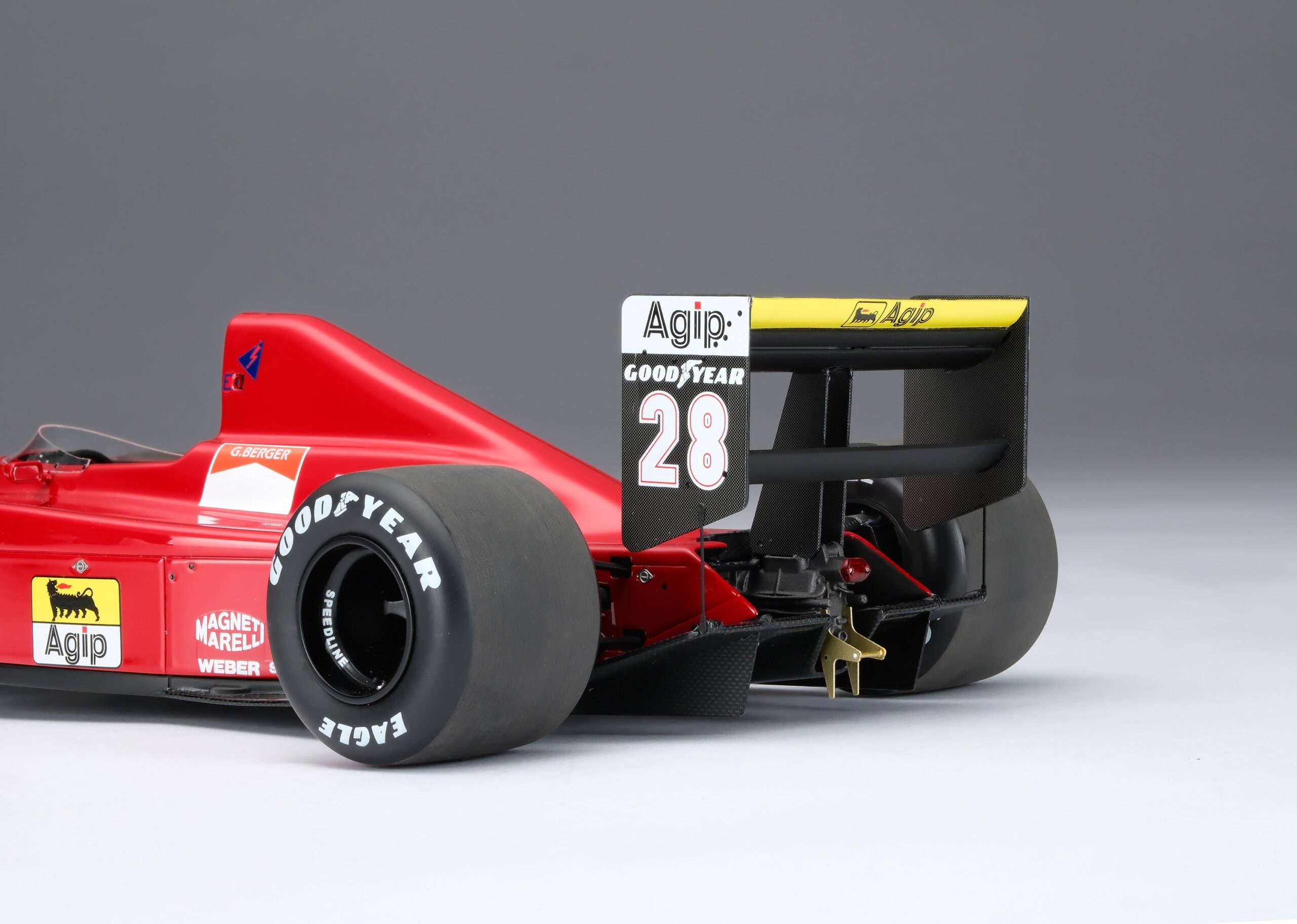 Amalgam Ferrari F1-89 1989 British Grand Prix - Rot | 1:18 - 画像29