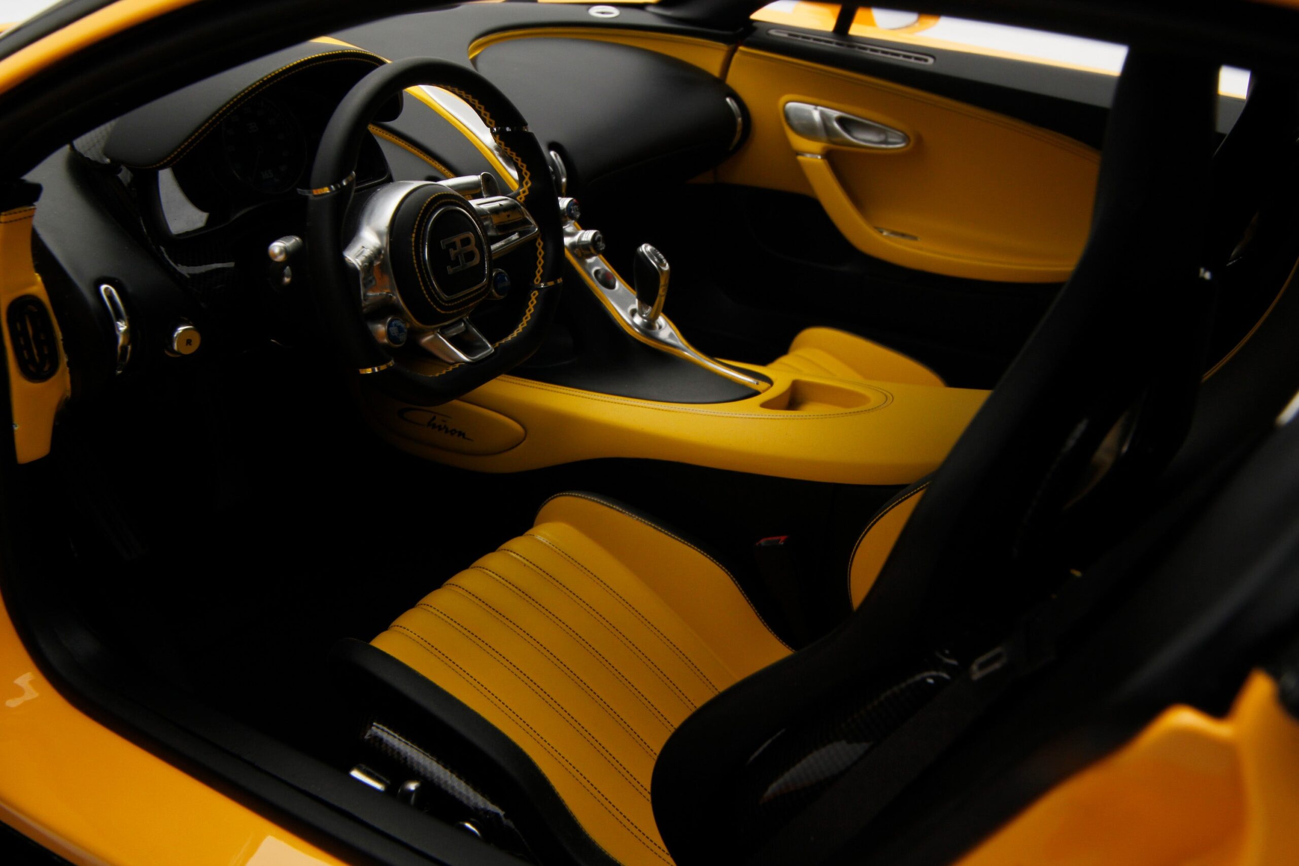 Amalgam Bugatti Chiron Tailor Made | 1:8 - 画像13
