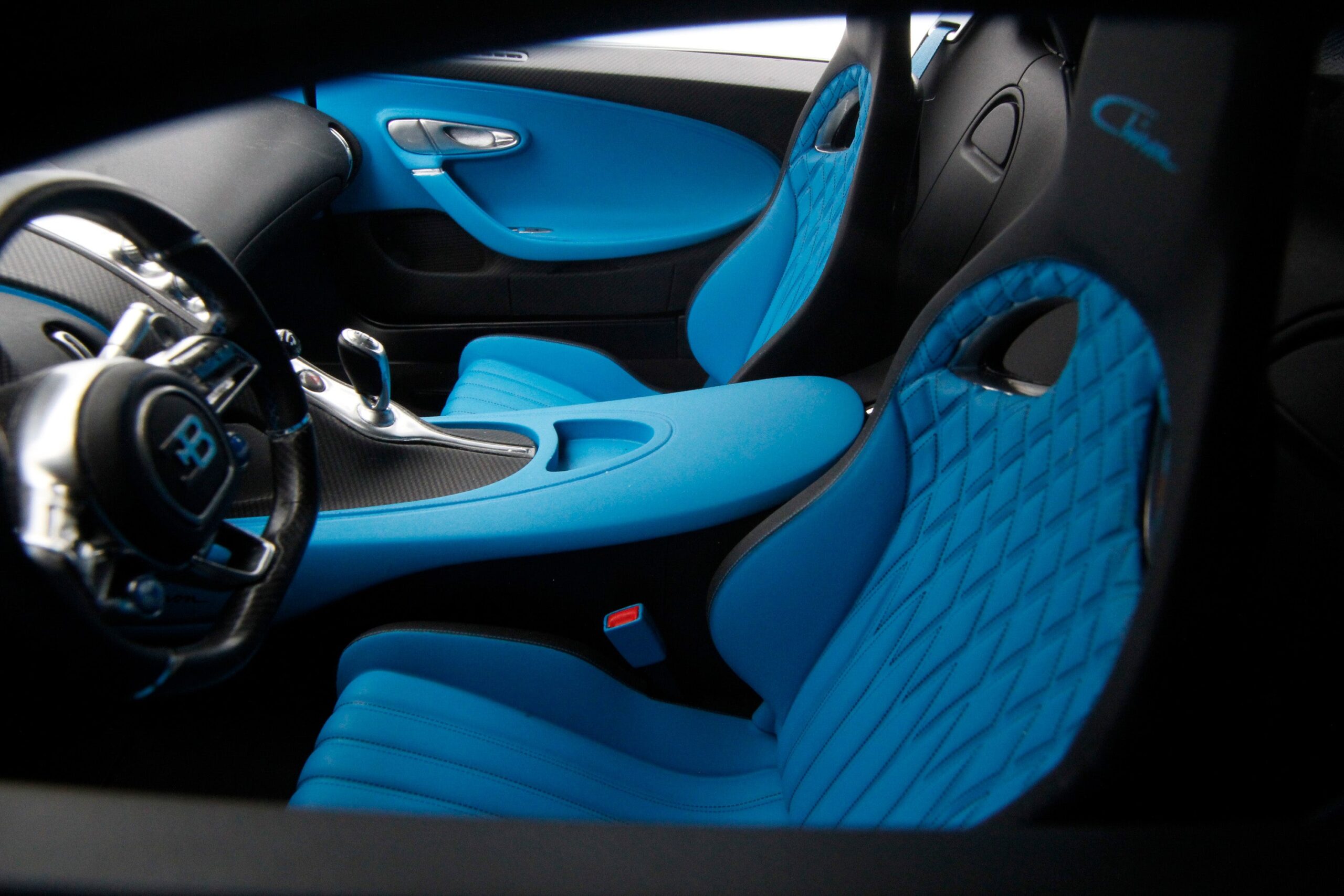 Amalgam Bugatti Chiron Tailor Made | 1:8 - 画像16