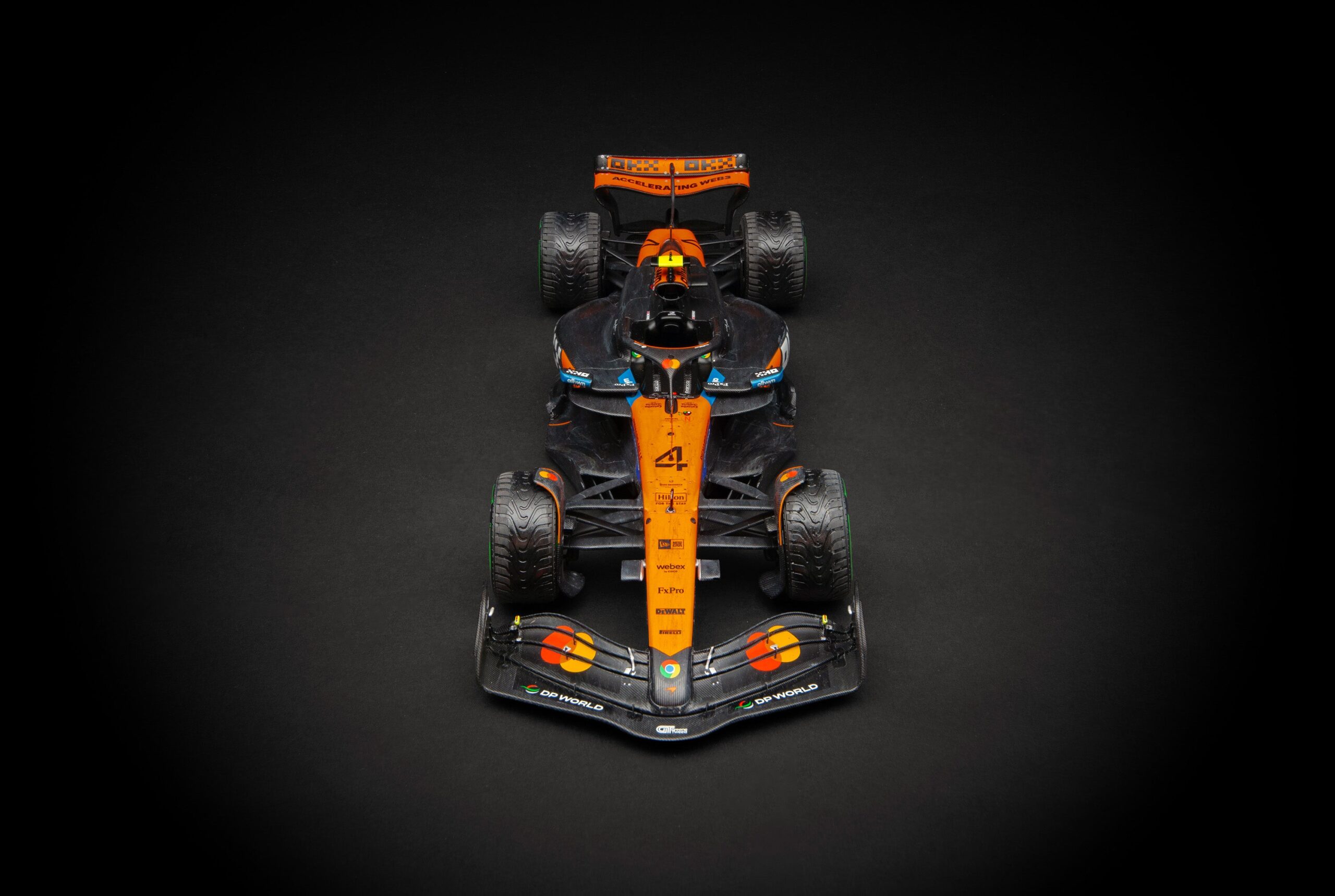 Amalgam McLaren MCL39 Australian Grand Prix Lando Norris Race Weathered - Papaya / Anthrazit | 1:18 - Image 8